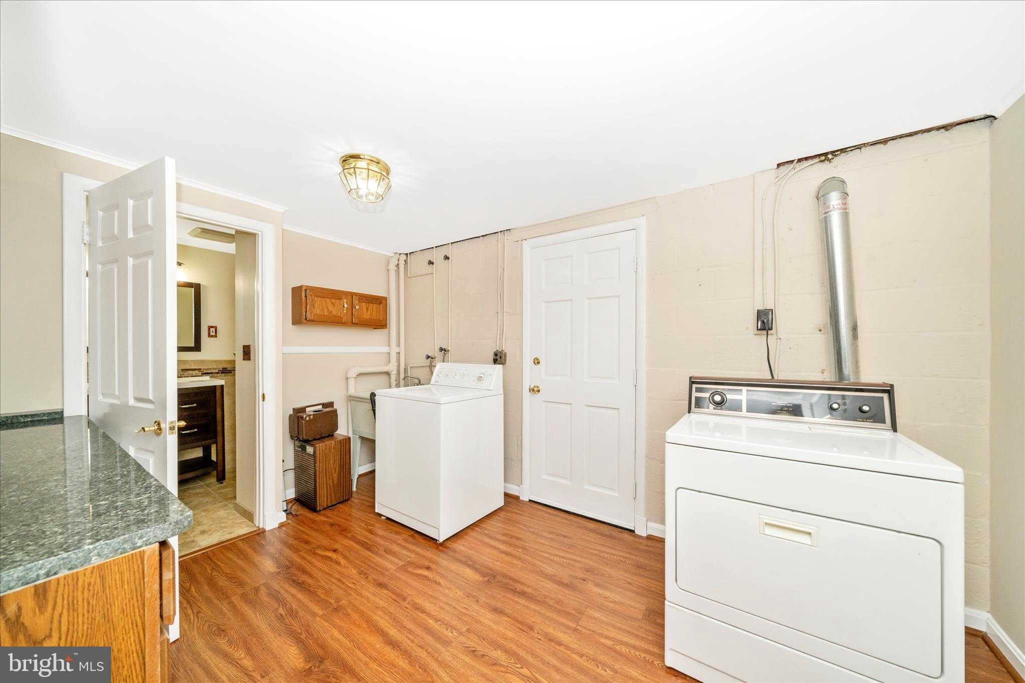 1401 Tucker Ln photo 41