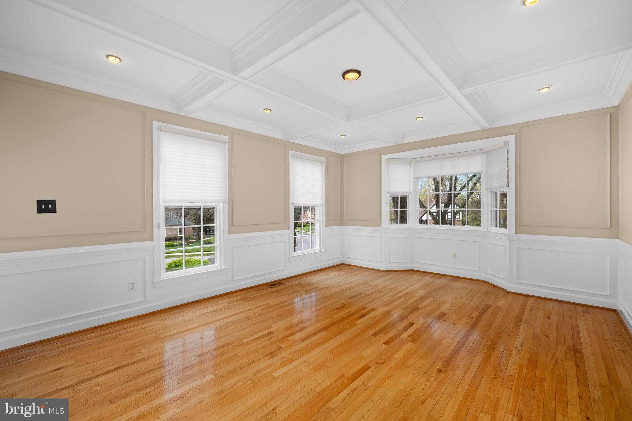 9849 S Park Cir photo 17