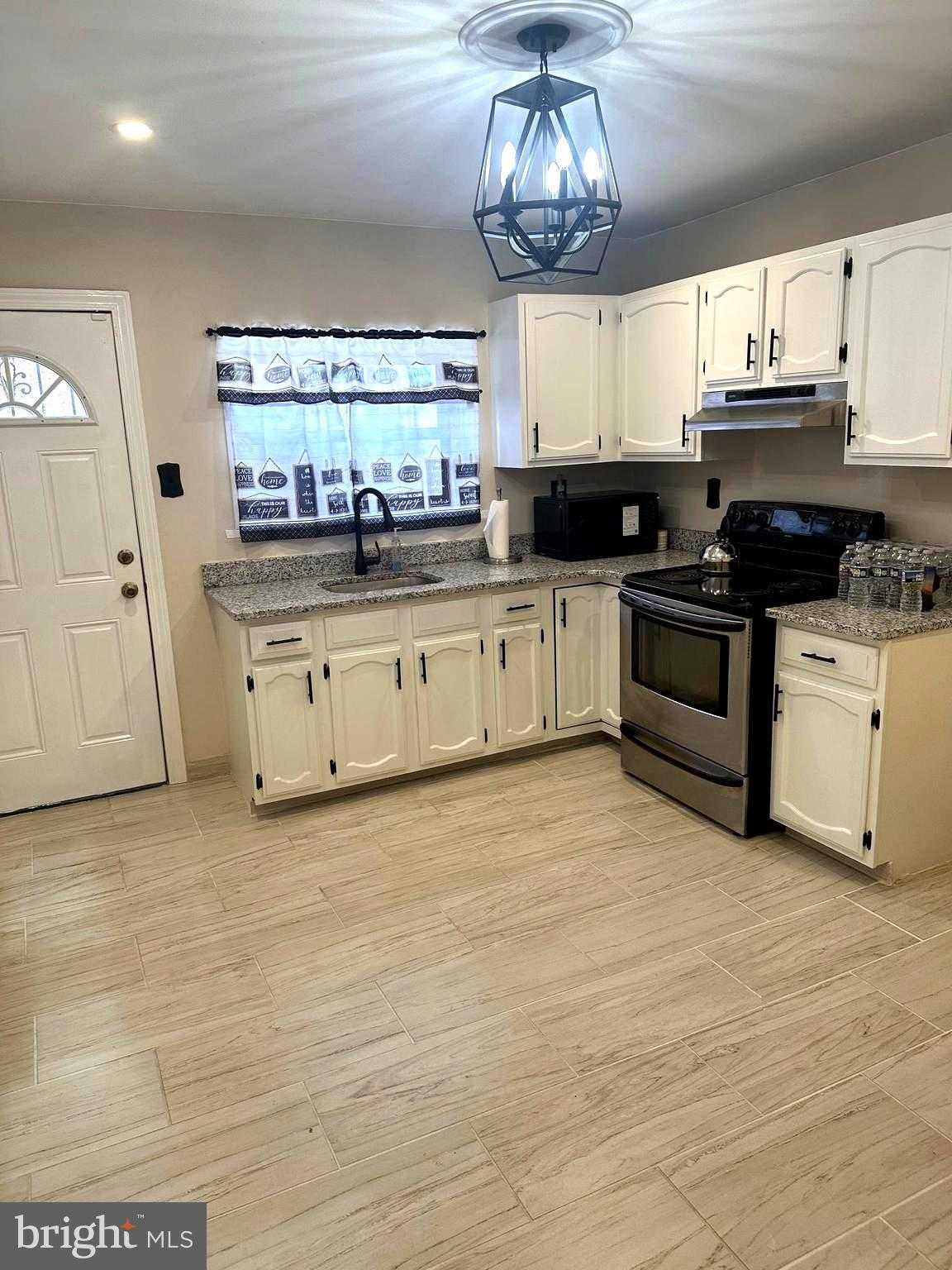 2518 N 12th St photo 7