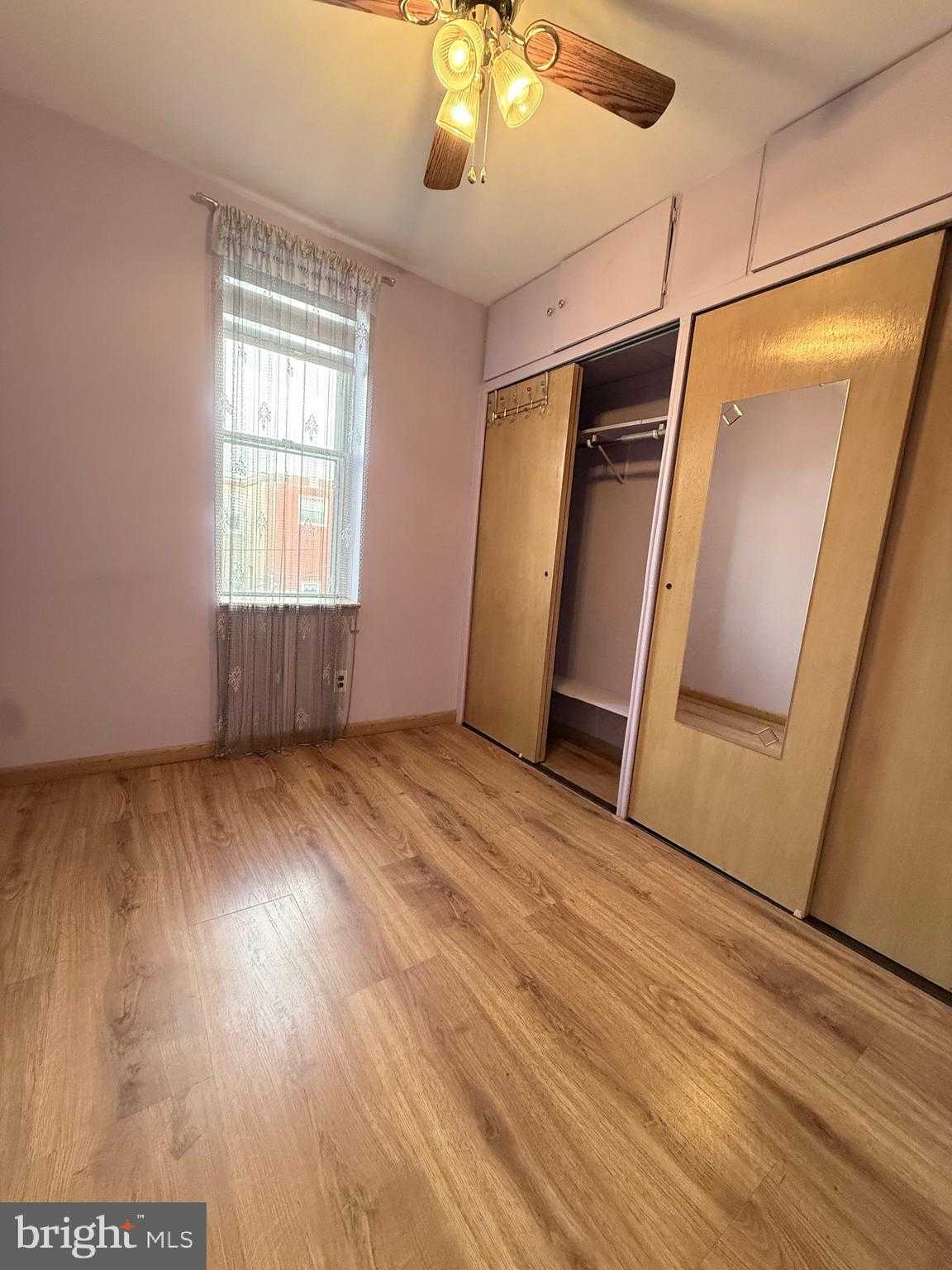 3146 Mercer St photo 11