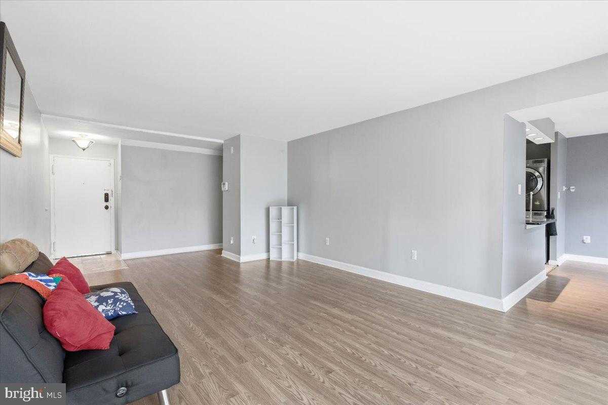 8459 Greenbelt Rd Apt T1 photo 8