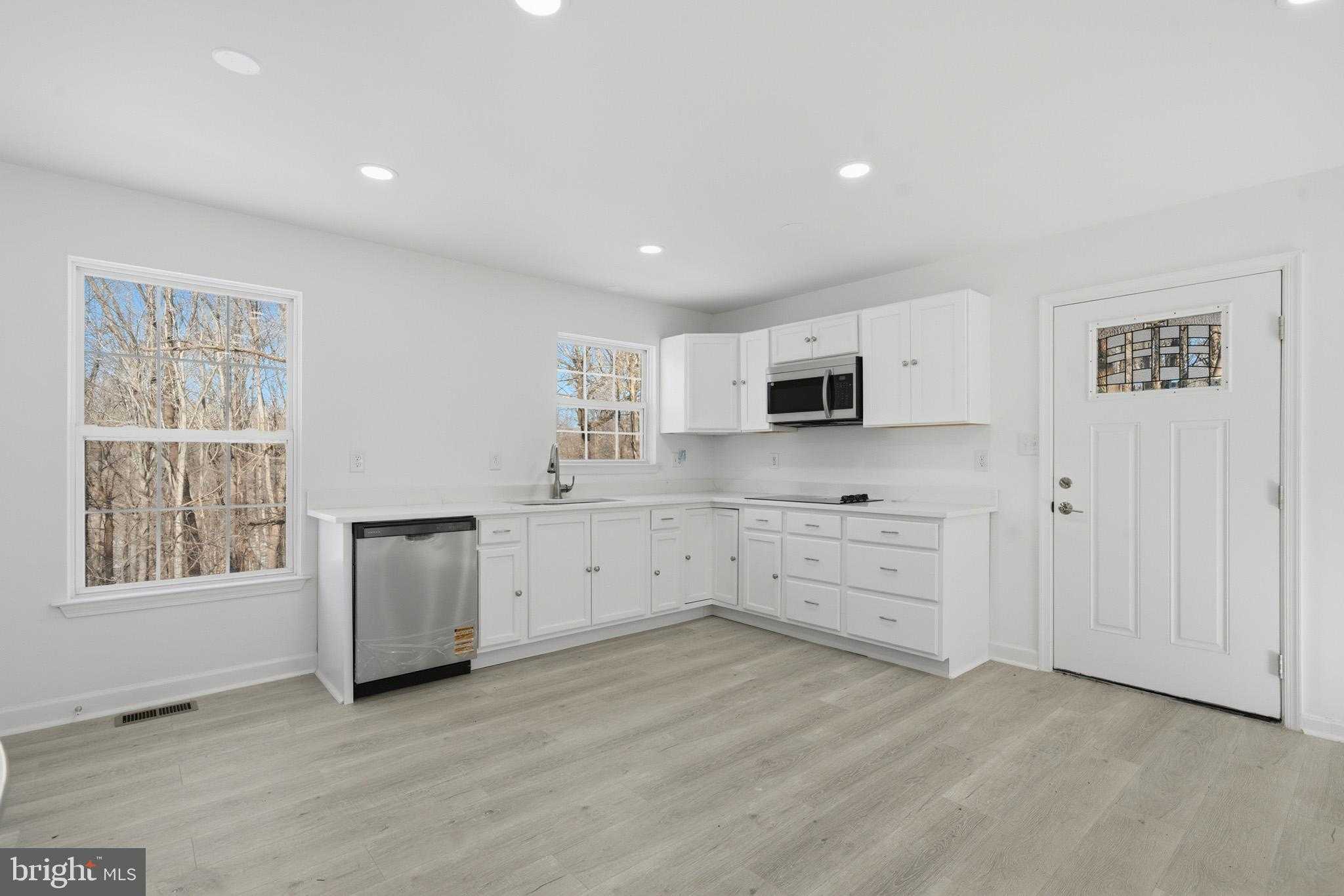 9550 N Side Dr photo 15