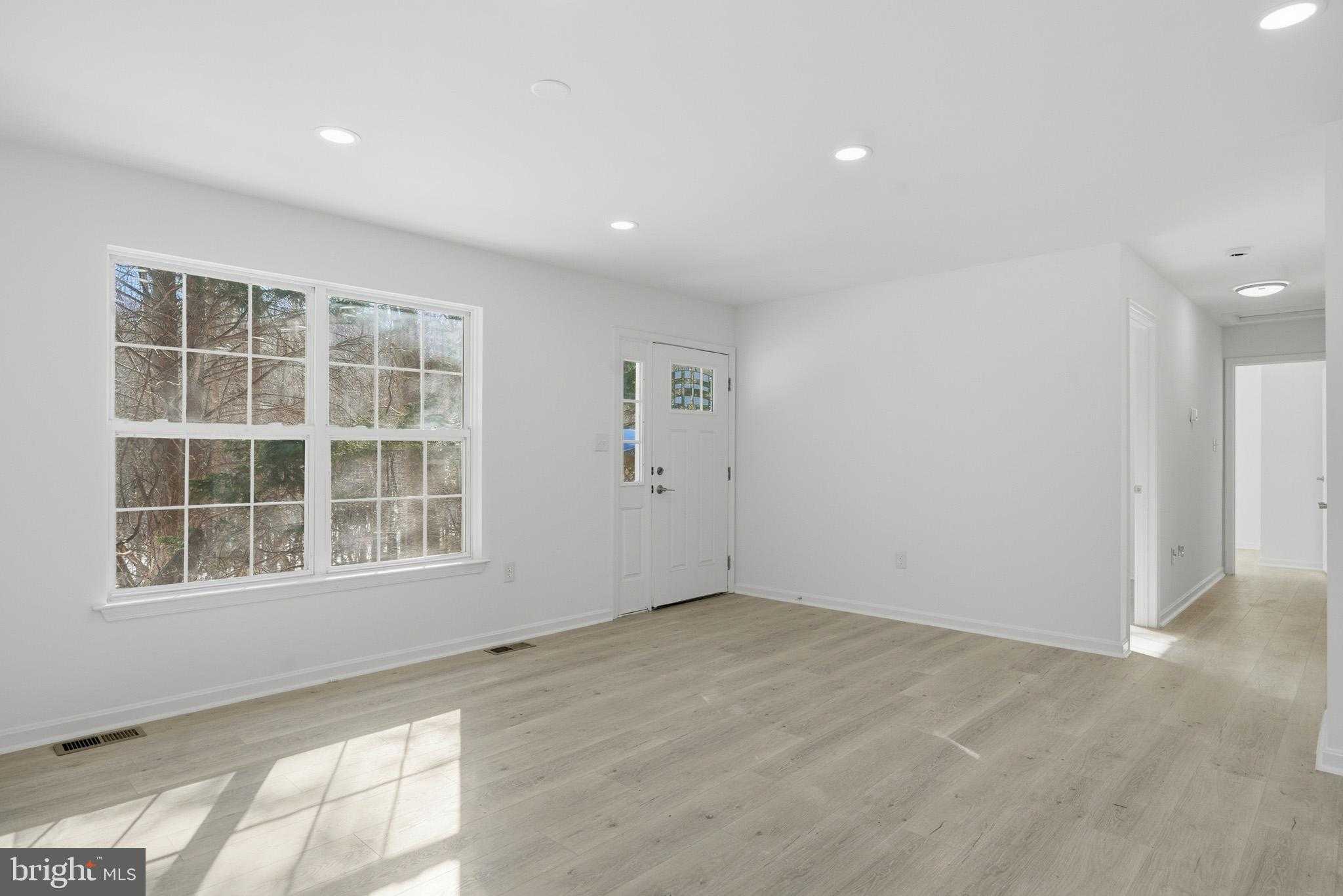 9550 N Side Dr photo 7