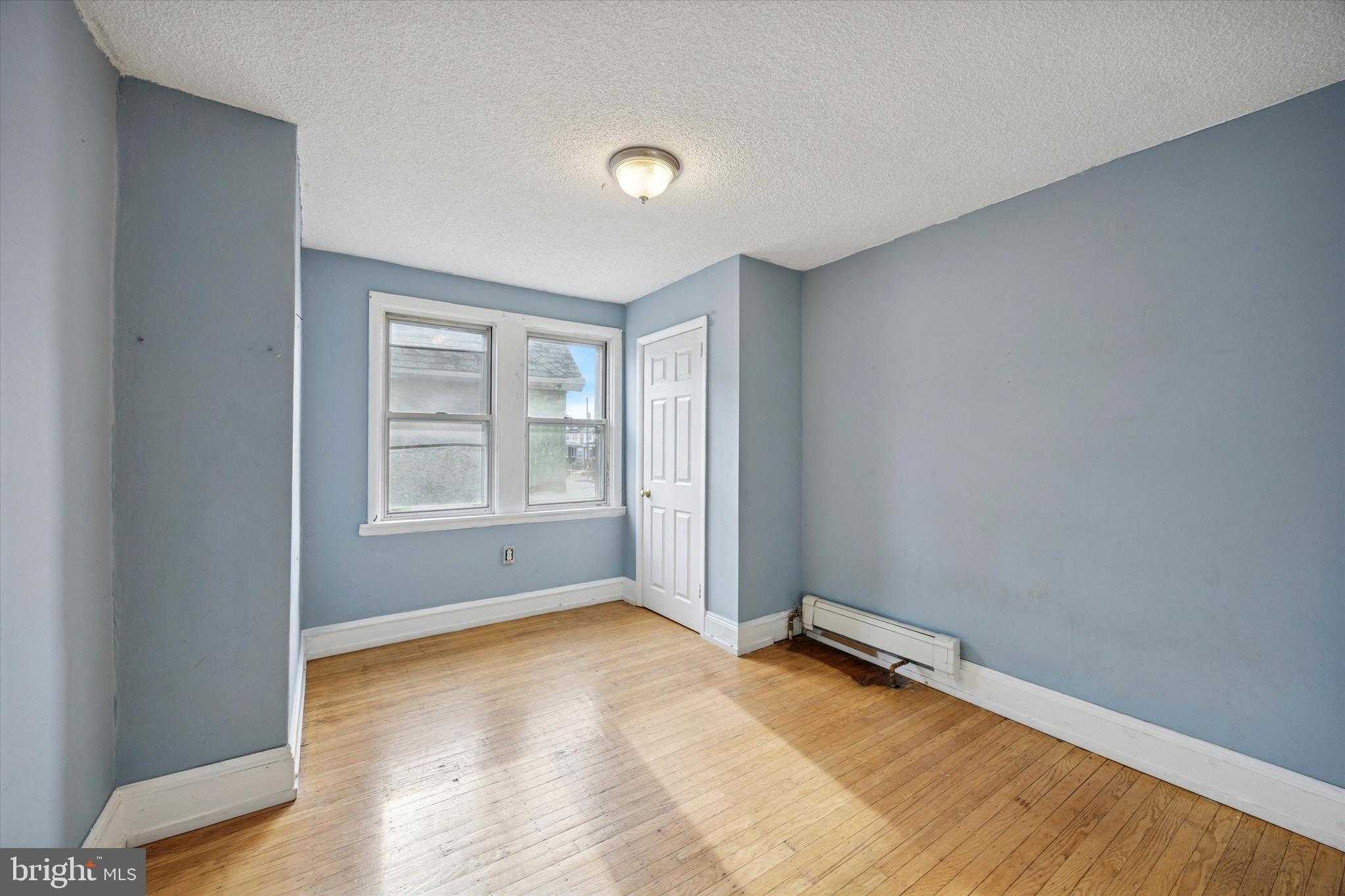 1502 E Lycoming St photo 17