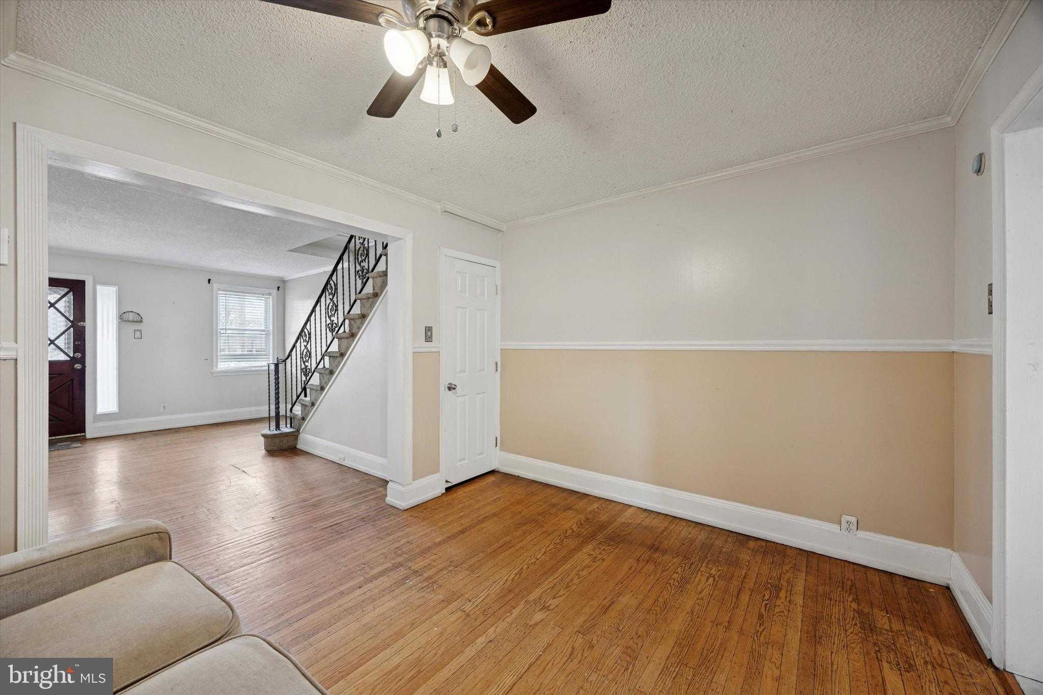 1502 E Lycoming St photo 7