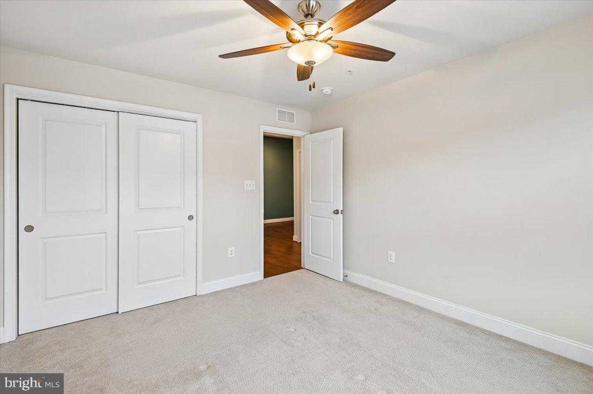 709 Skippers Ln photo 26