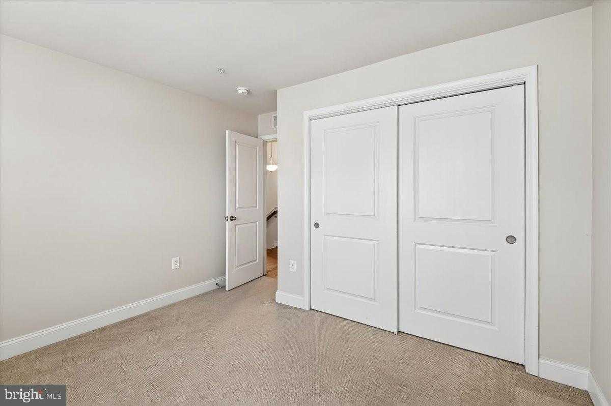 709 Skippers Ln photo 28