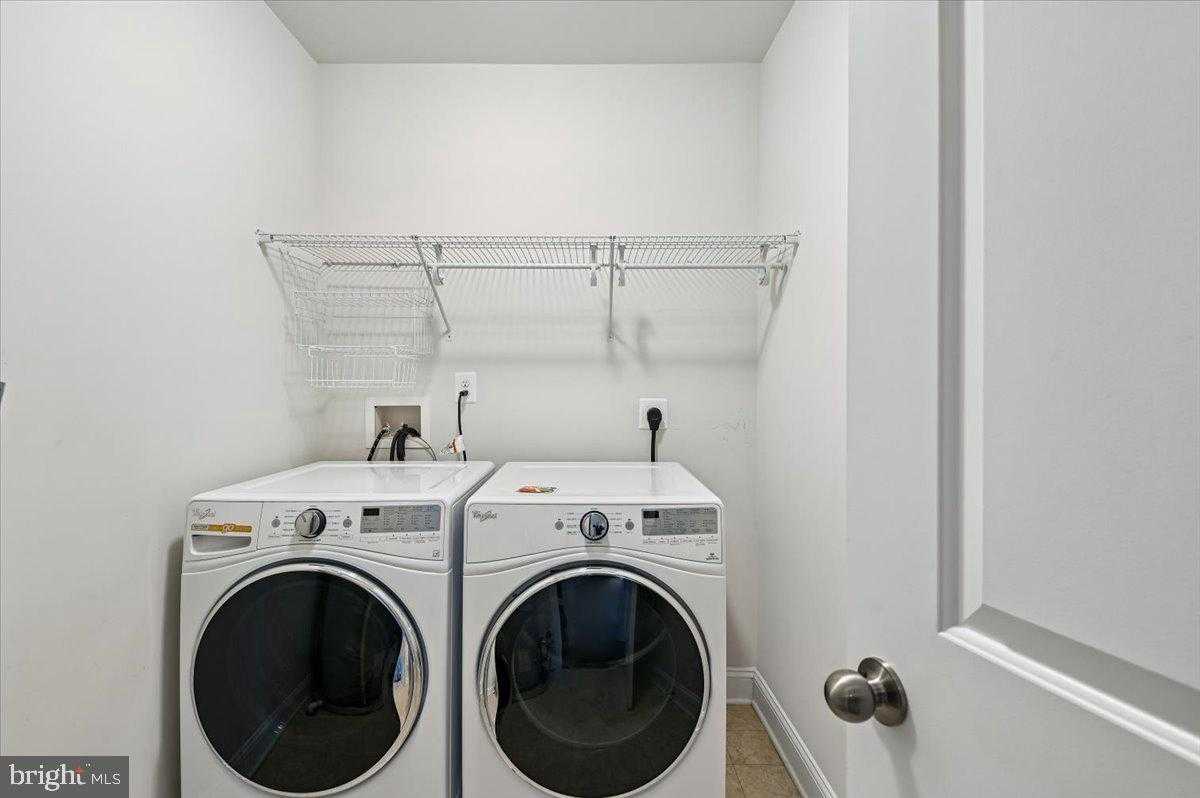 709 Skippers Ln photo 34