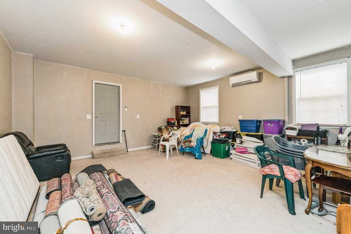 2264 Rolling Meadows St photo 12