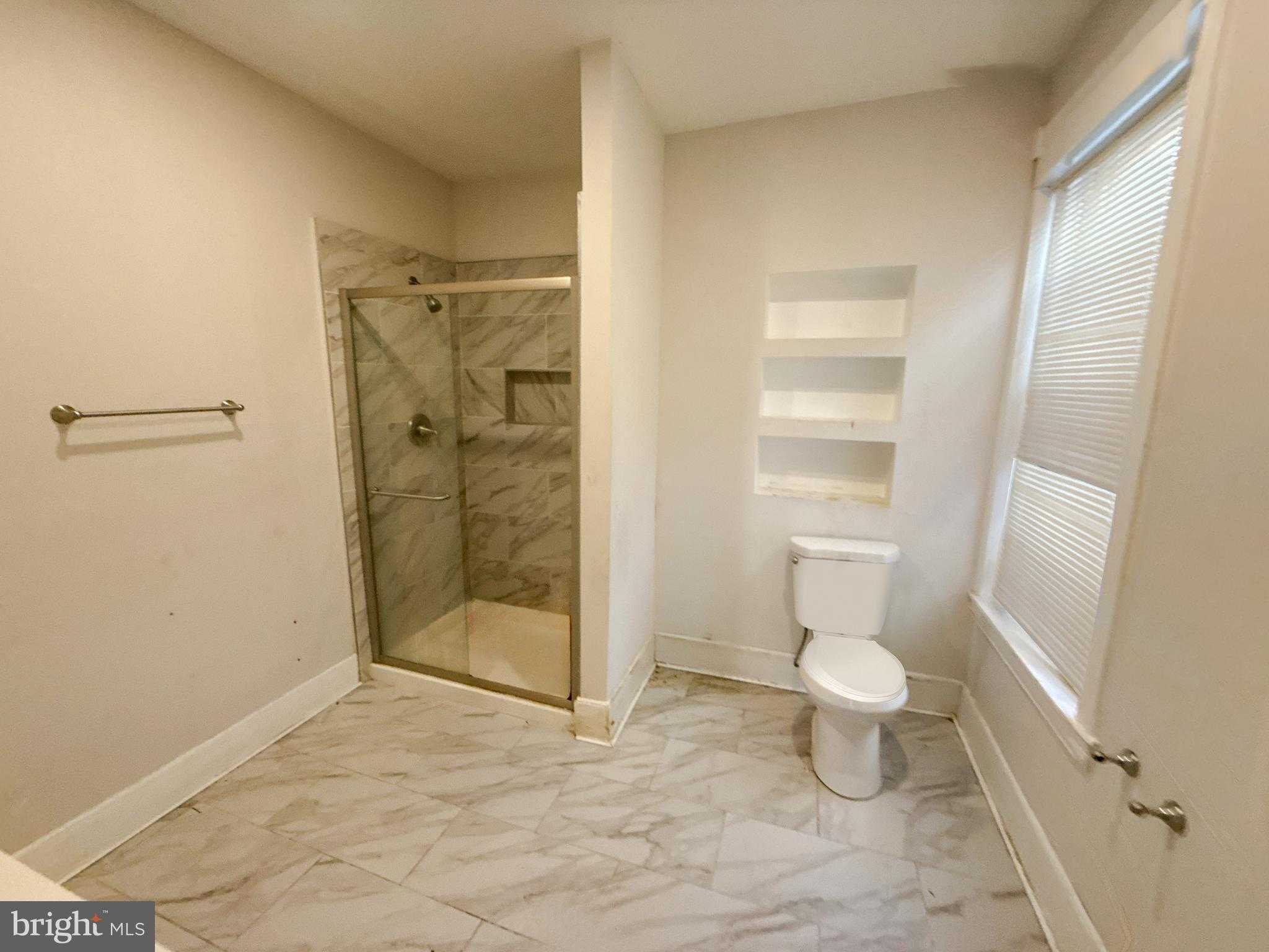 135 W Seymour St photo 10