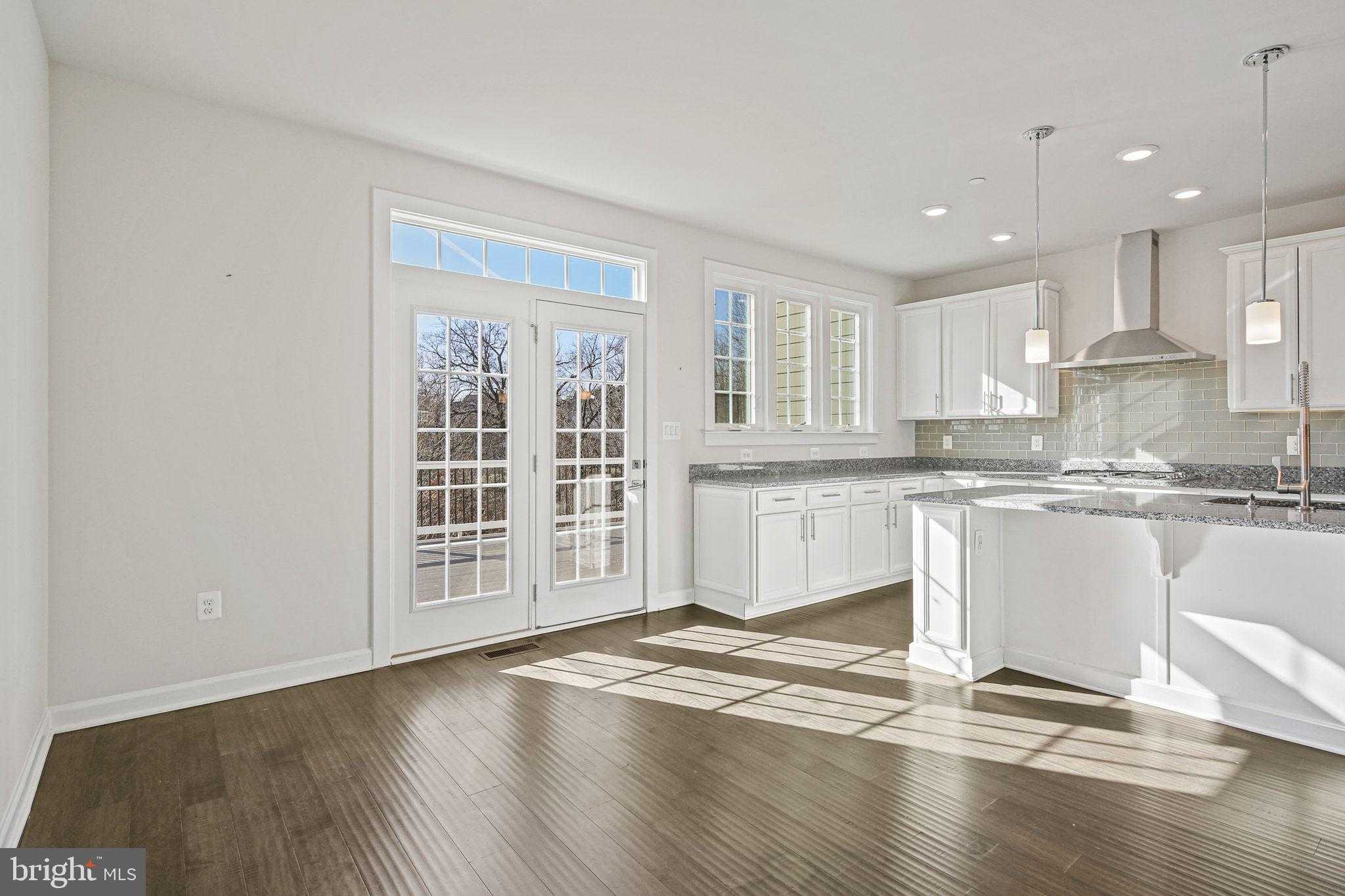 6015 Hidden Mdw # 3 photo 2