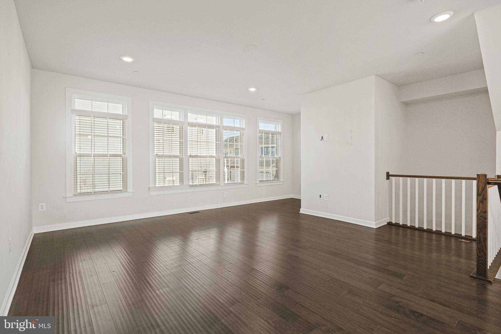 6015 Hidden Mdw # 3 photo 4