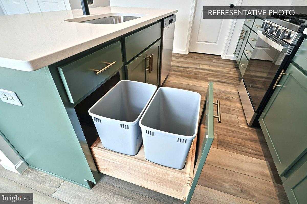 6309 Liam Dr photo 8