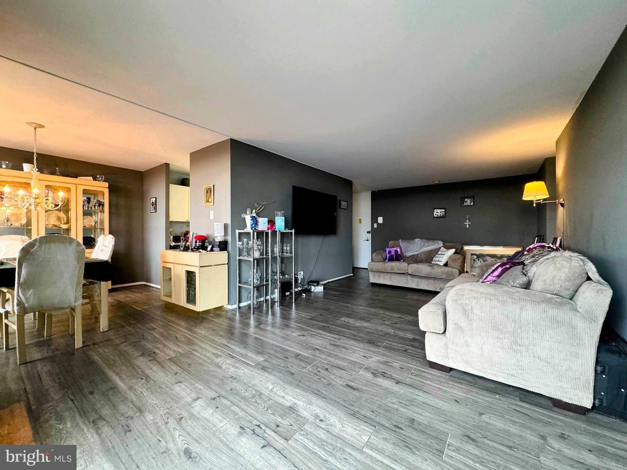 3600 Conshohocken Ave Apt 1616 photo 7