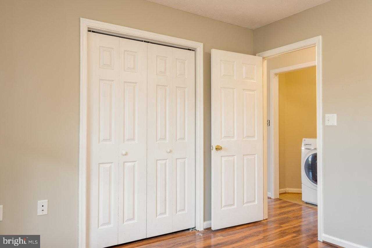 145 Hickory Dr photo 22