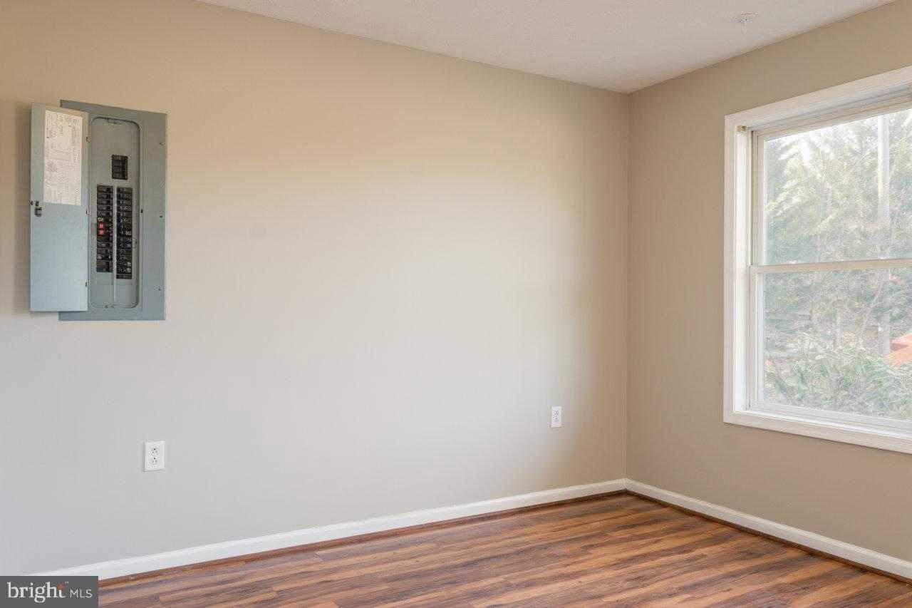 145 Hickory Dr photo 23