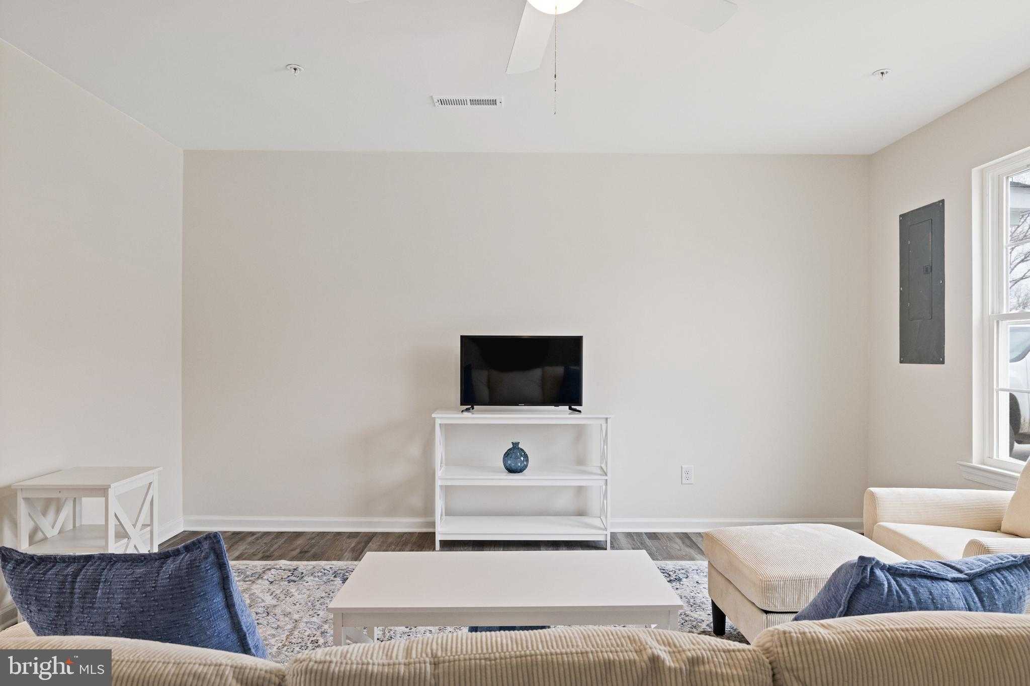 109 Metcalf Rd photo 9