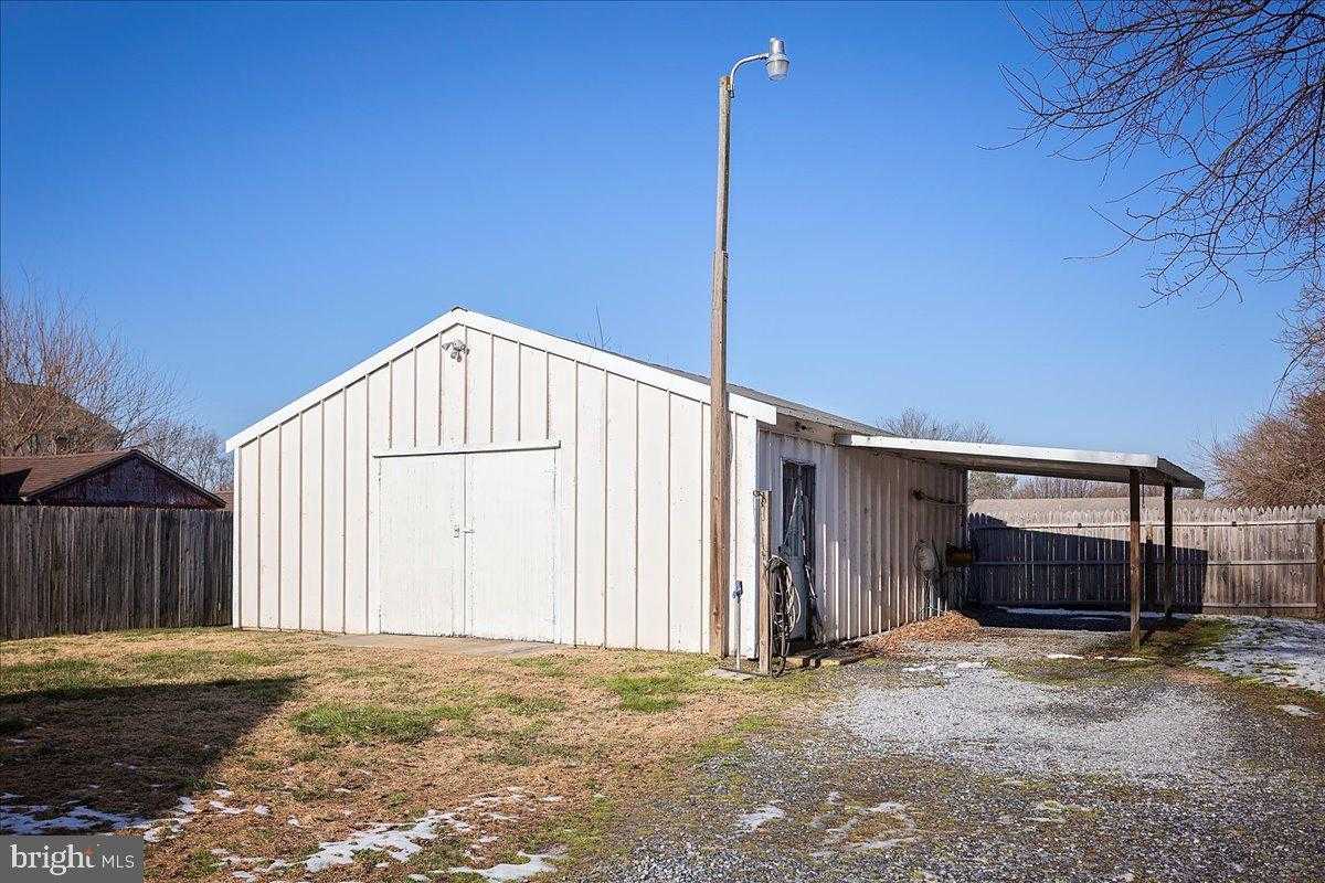 356 Cypress St photo 12