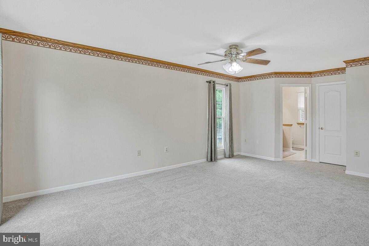 2425 Woodland CT photo 19