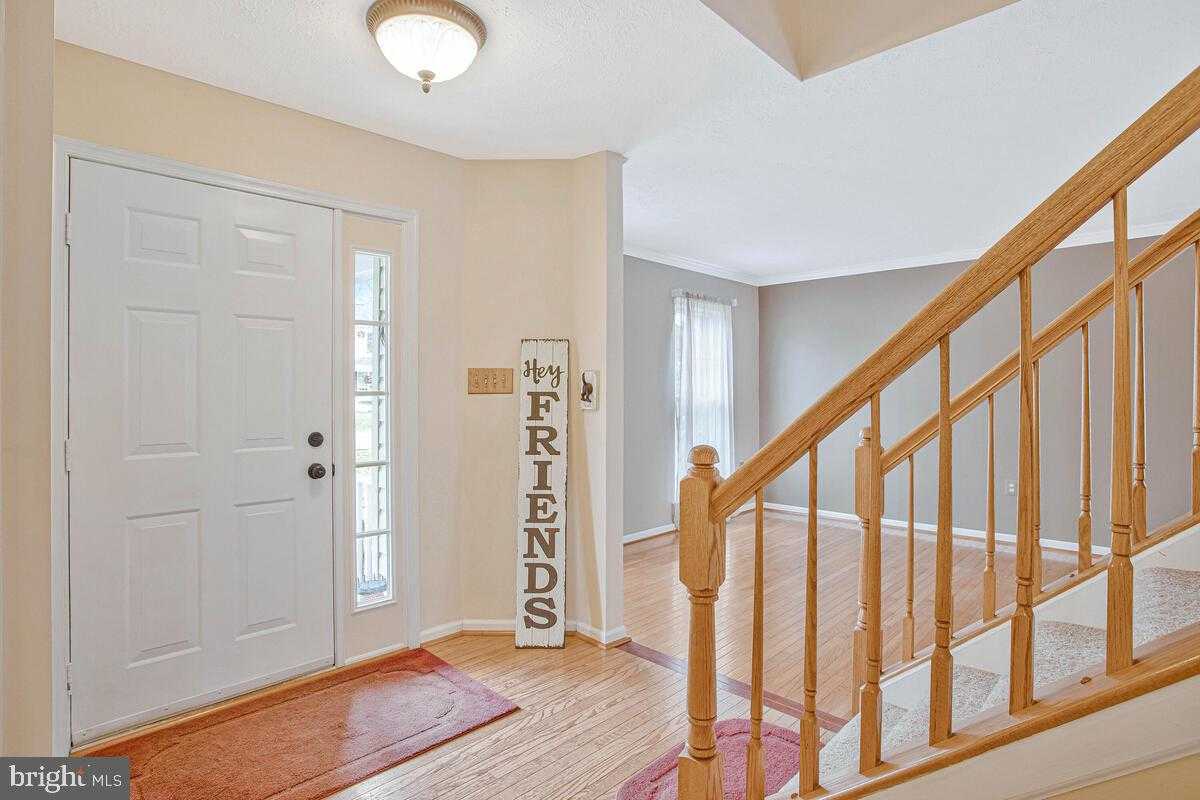 2425 Woodland CT photo 9