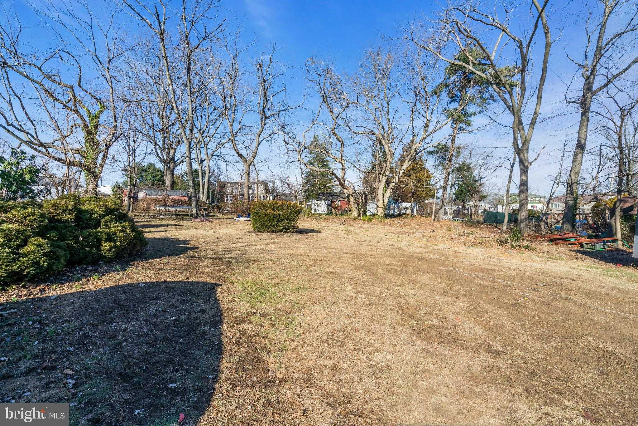 5042 Hillside Ave photo 21