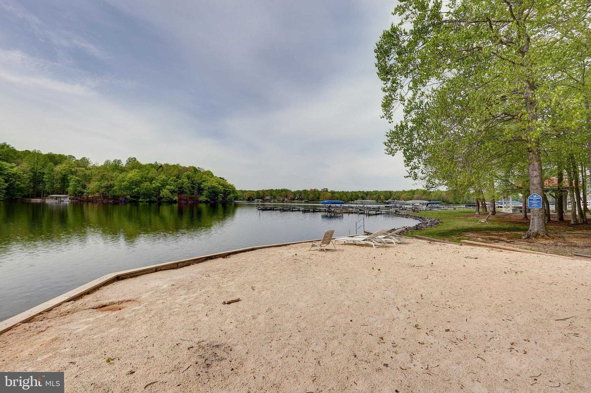 71 Alexandra Cir photo 15