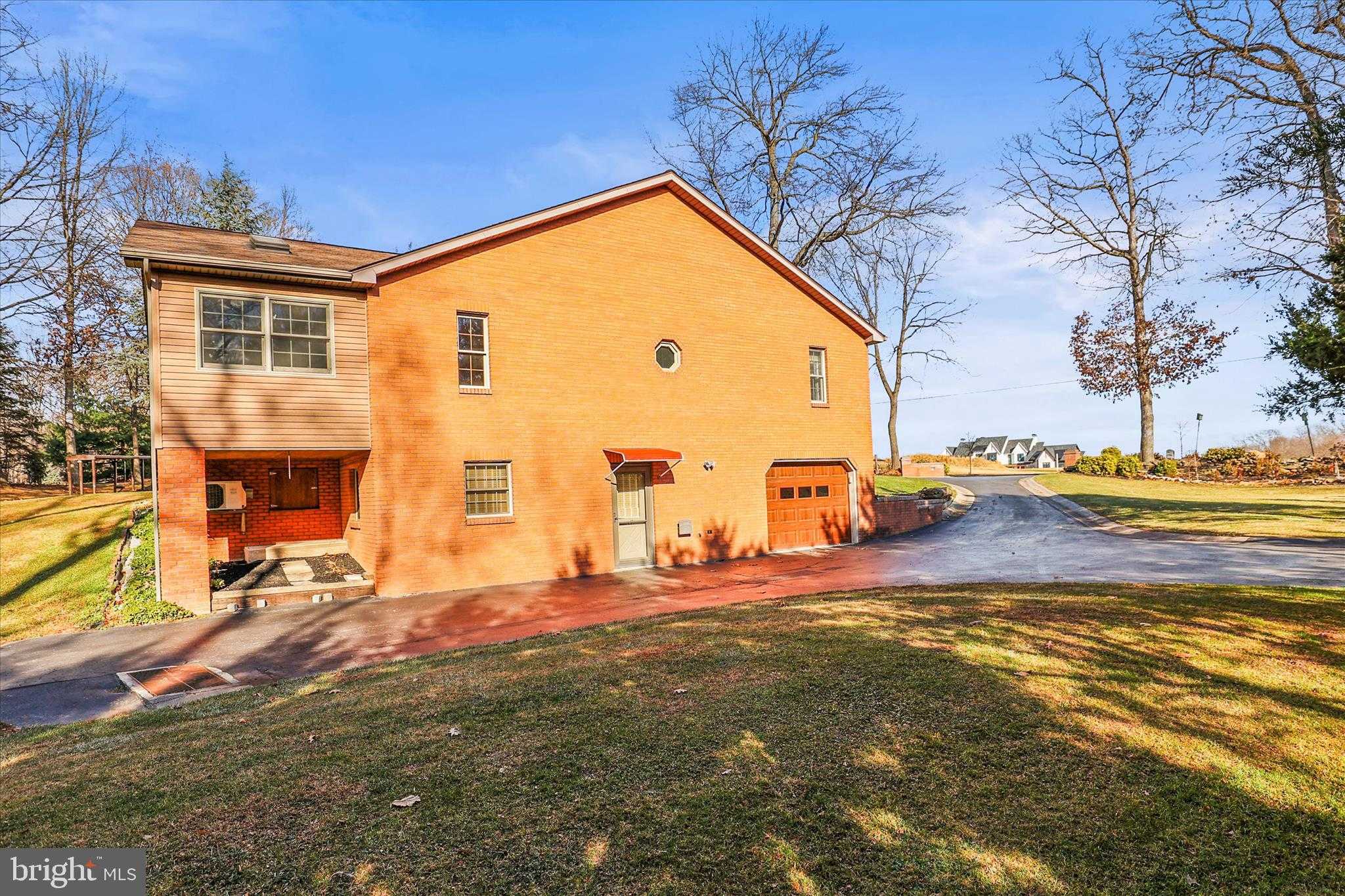 320 Dubs Church Rd photo 89