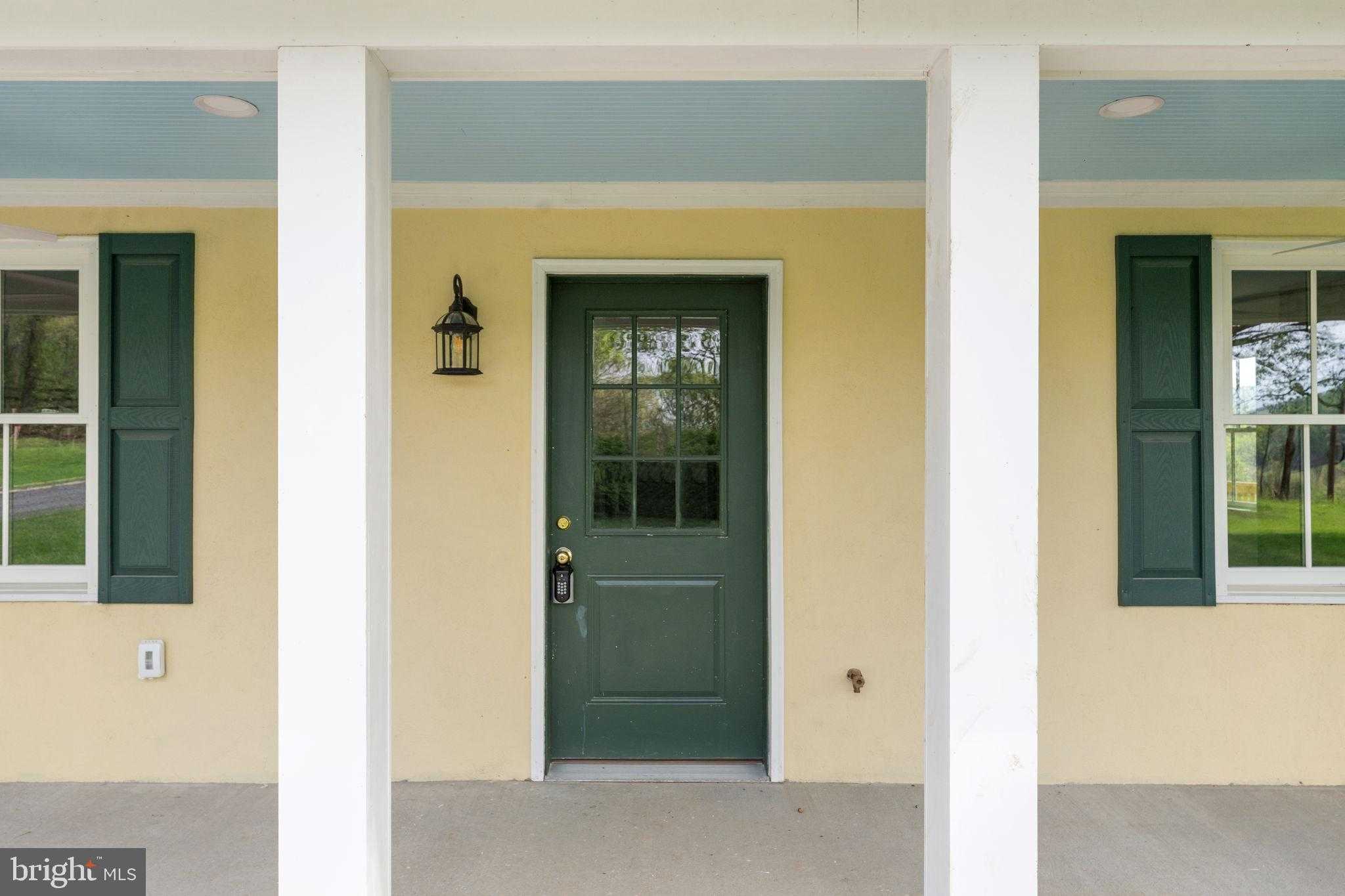 11066 Moreland Rd photo 7