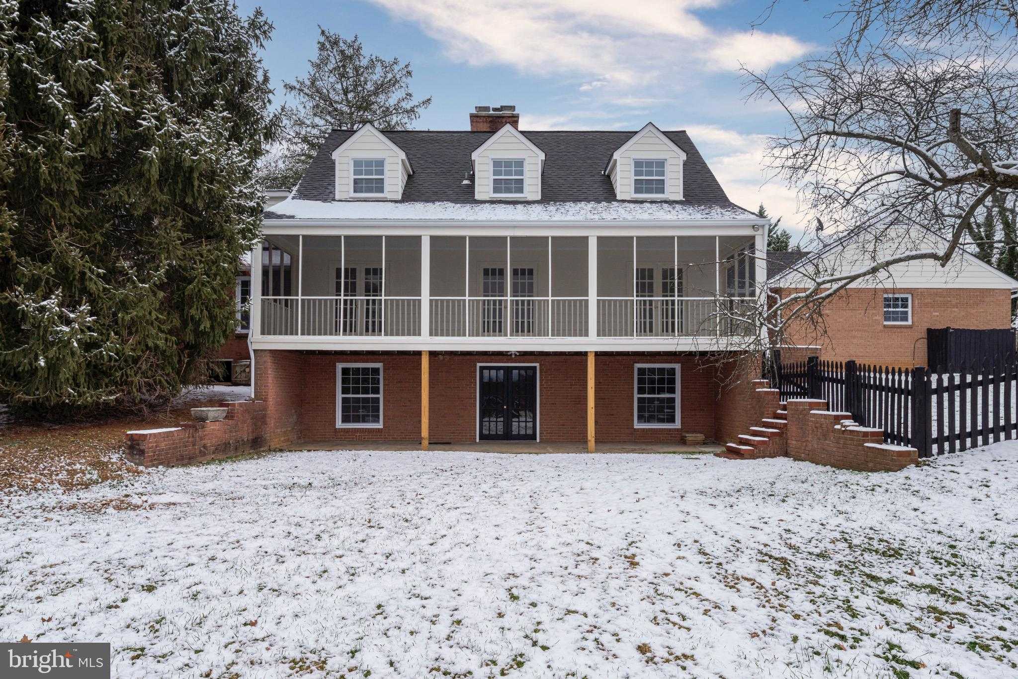 17747 Silcott Springs Rd photo 2