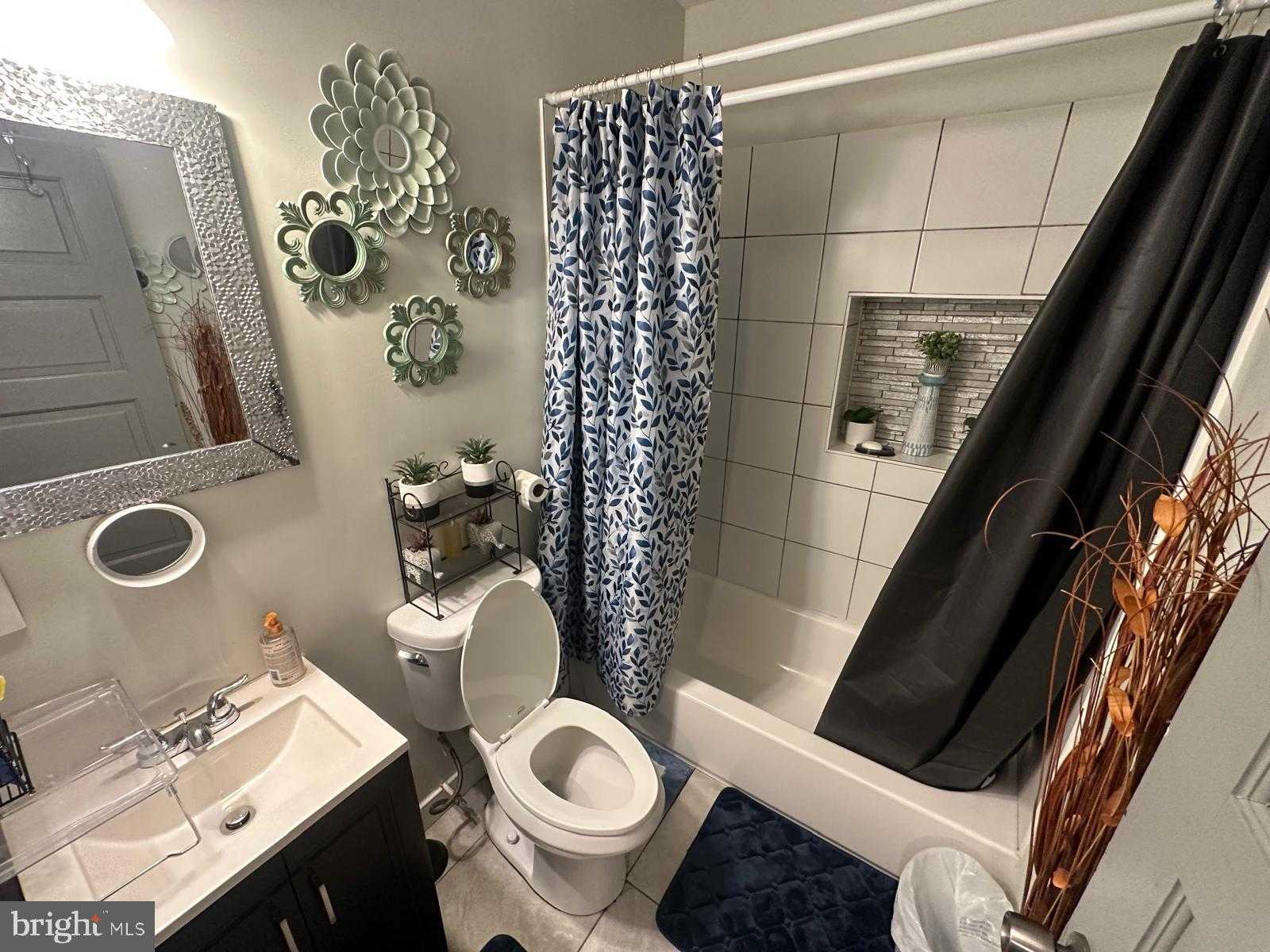 2840 Lake Ave photo 12