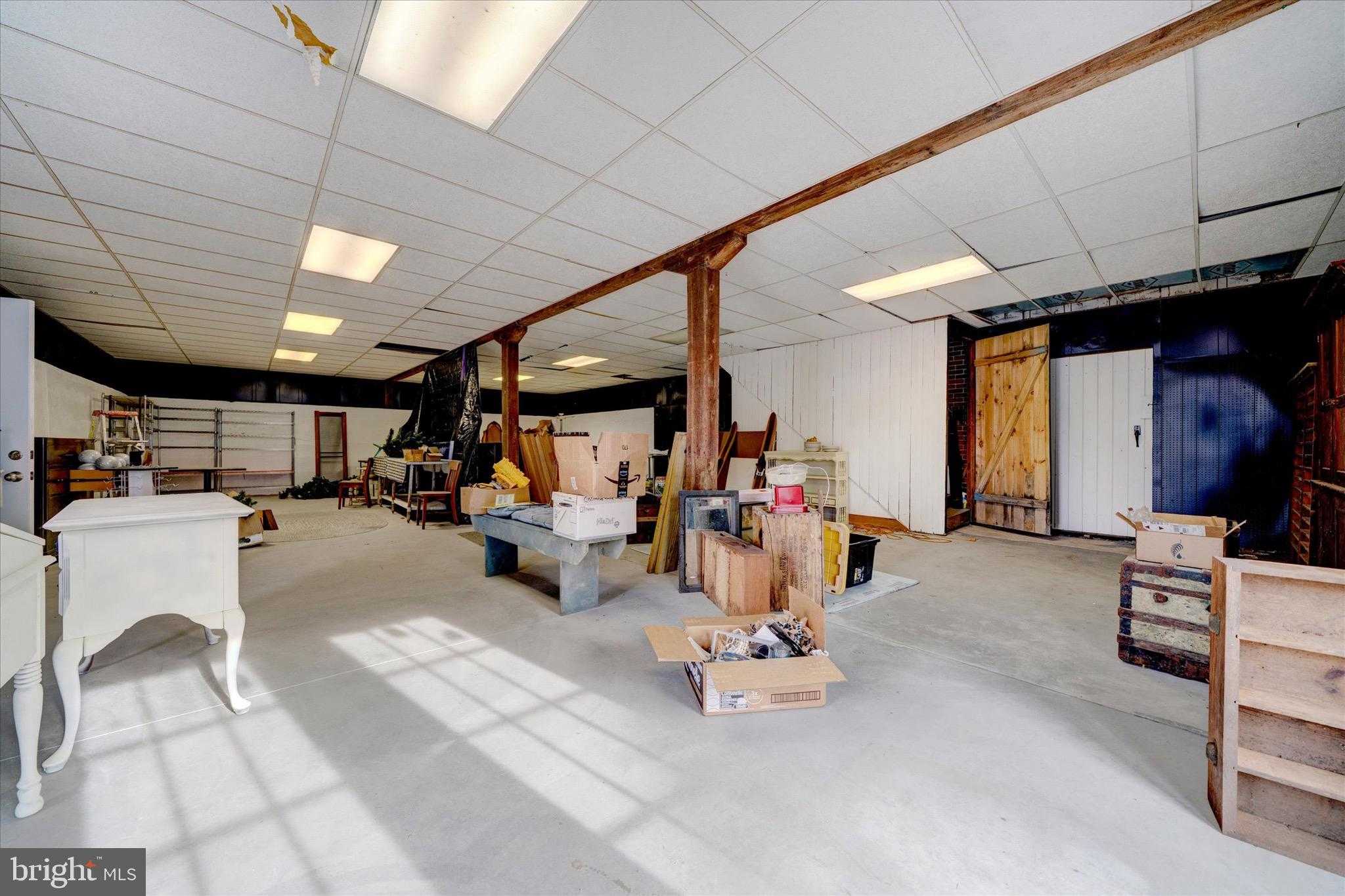 101 E Colliery Ave photo 30