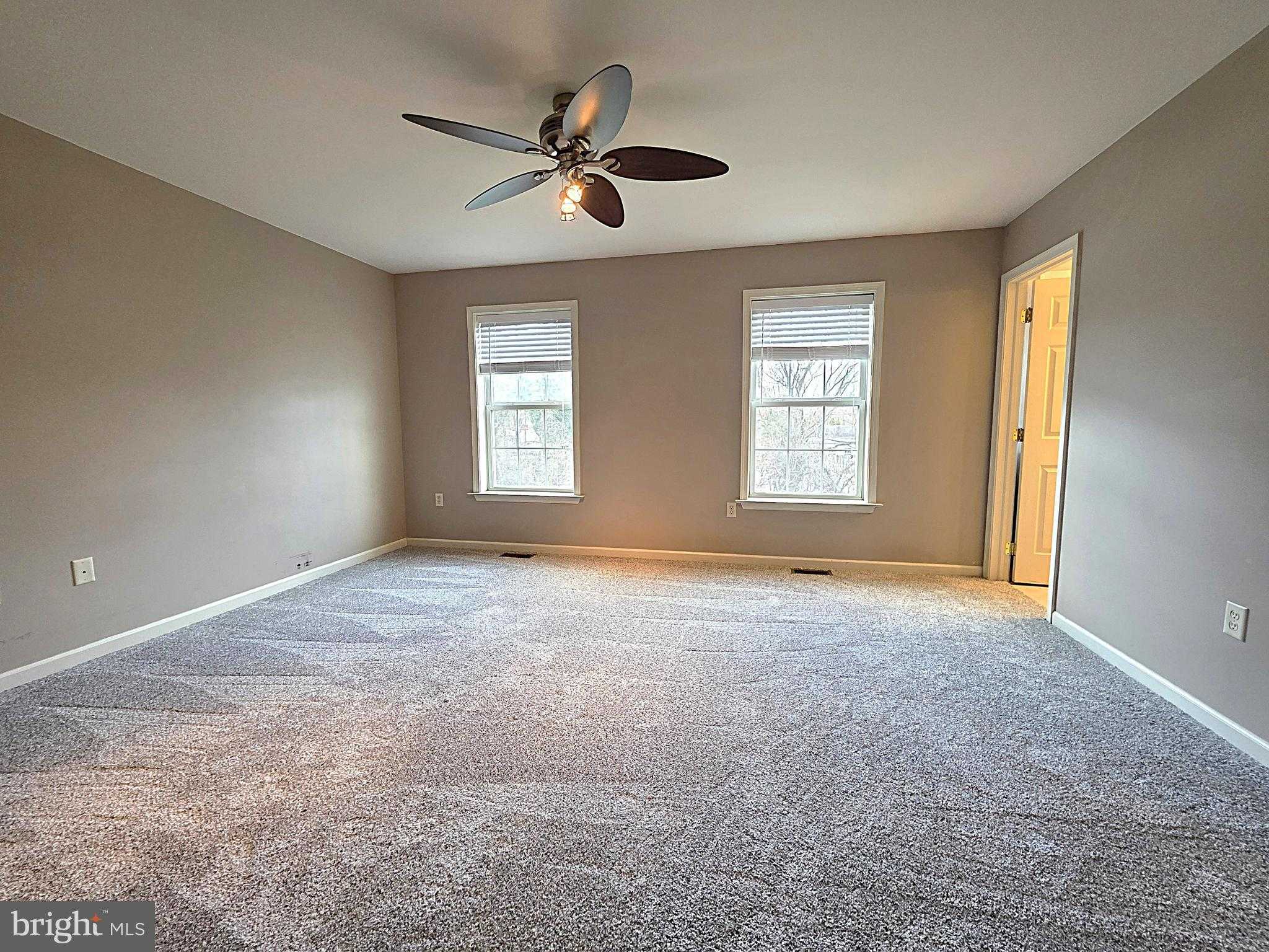 112 Old Schoolhouse Ln photo 12