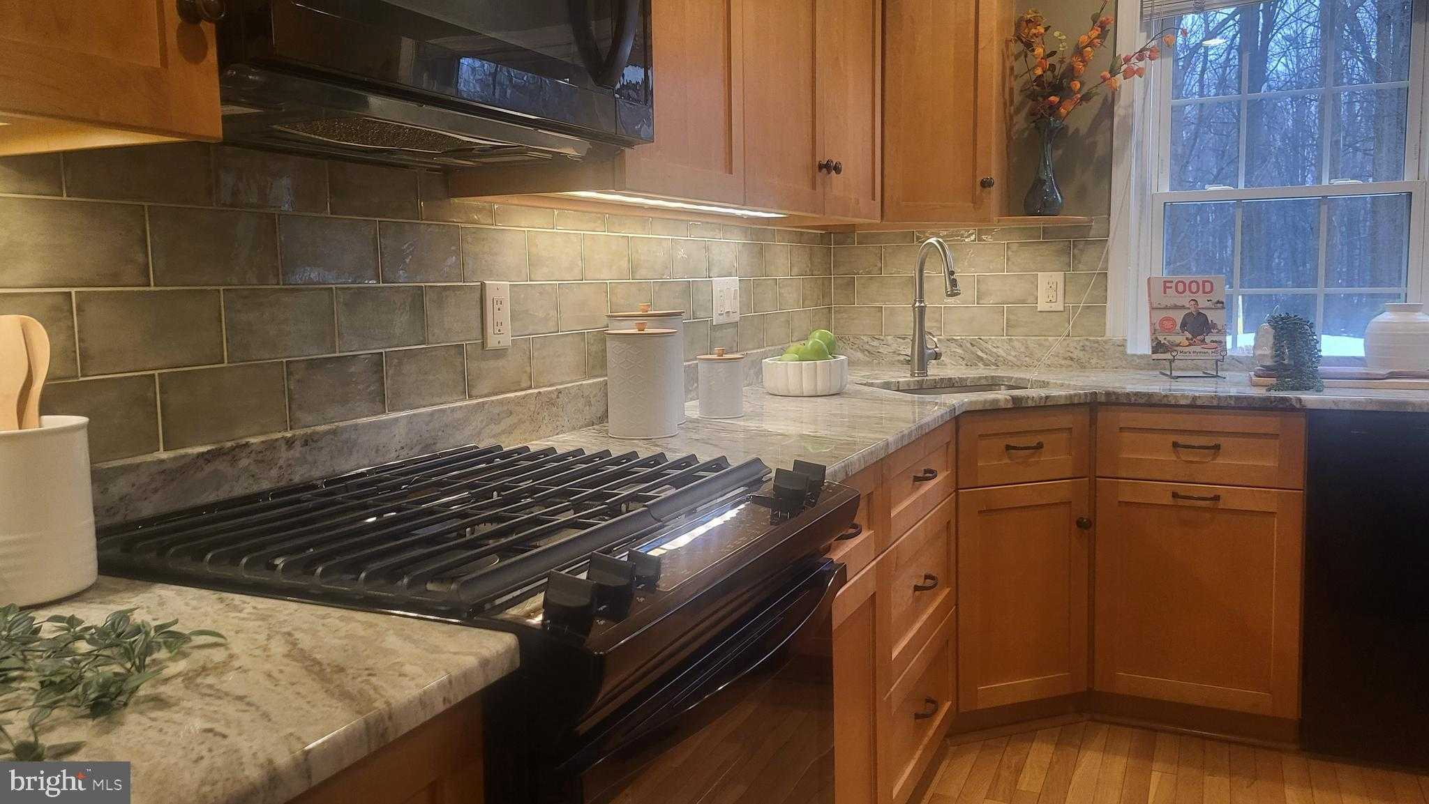 774 Princeton Pl photo 5