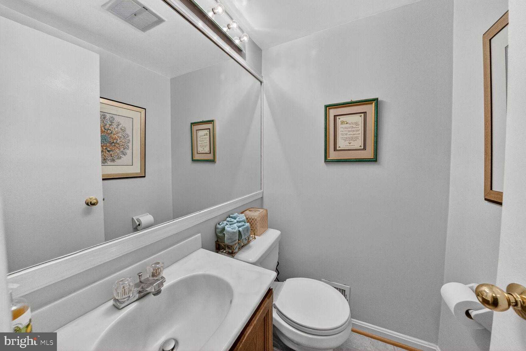 774 Princeton Pl photo 9