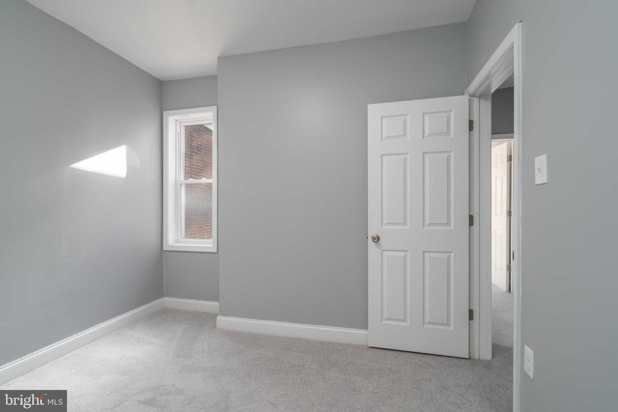 4938 Brown St photo 30