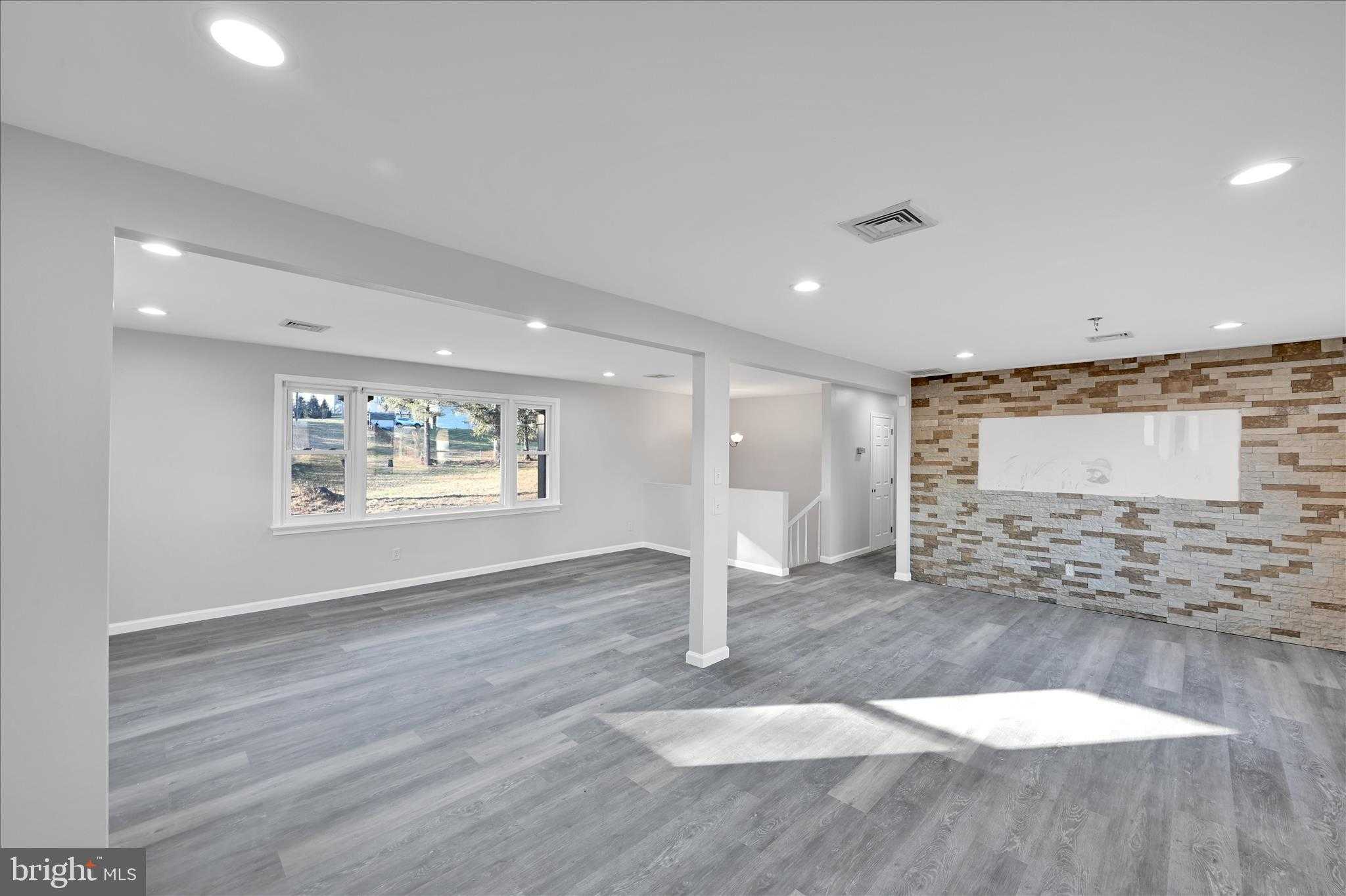 2509 Mill Rd photo 16