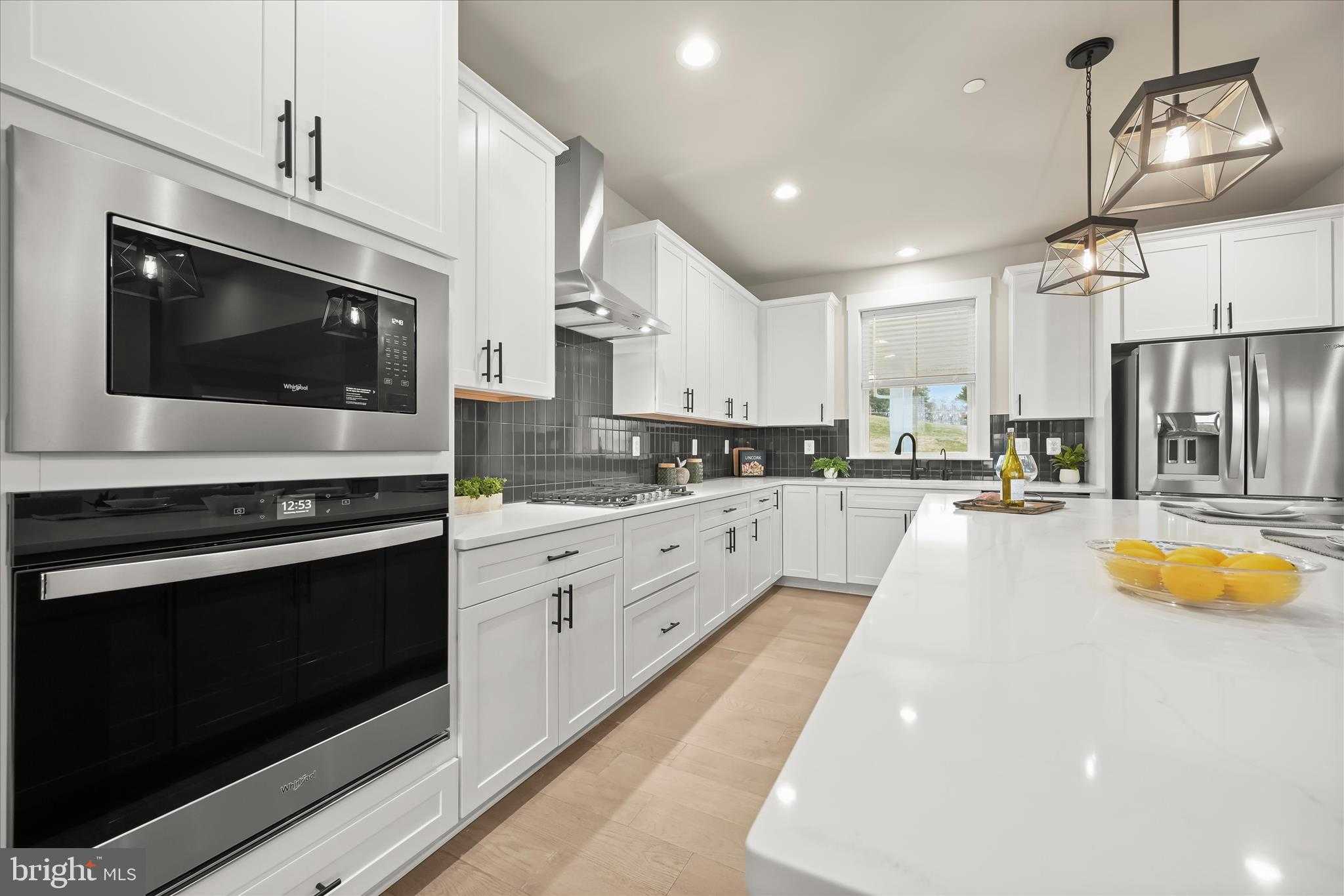 2527 Fourleaf Dr photo 16