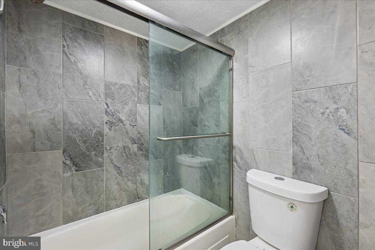 60 S Van Dorn St Apt 210 photo 20