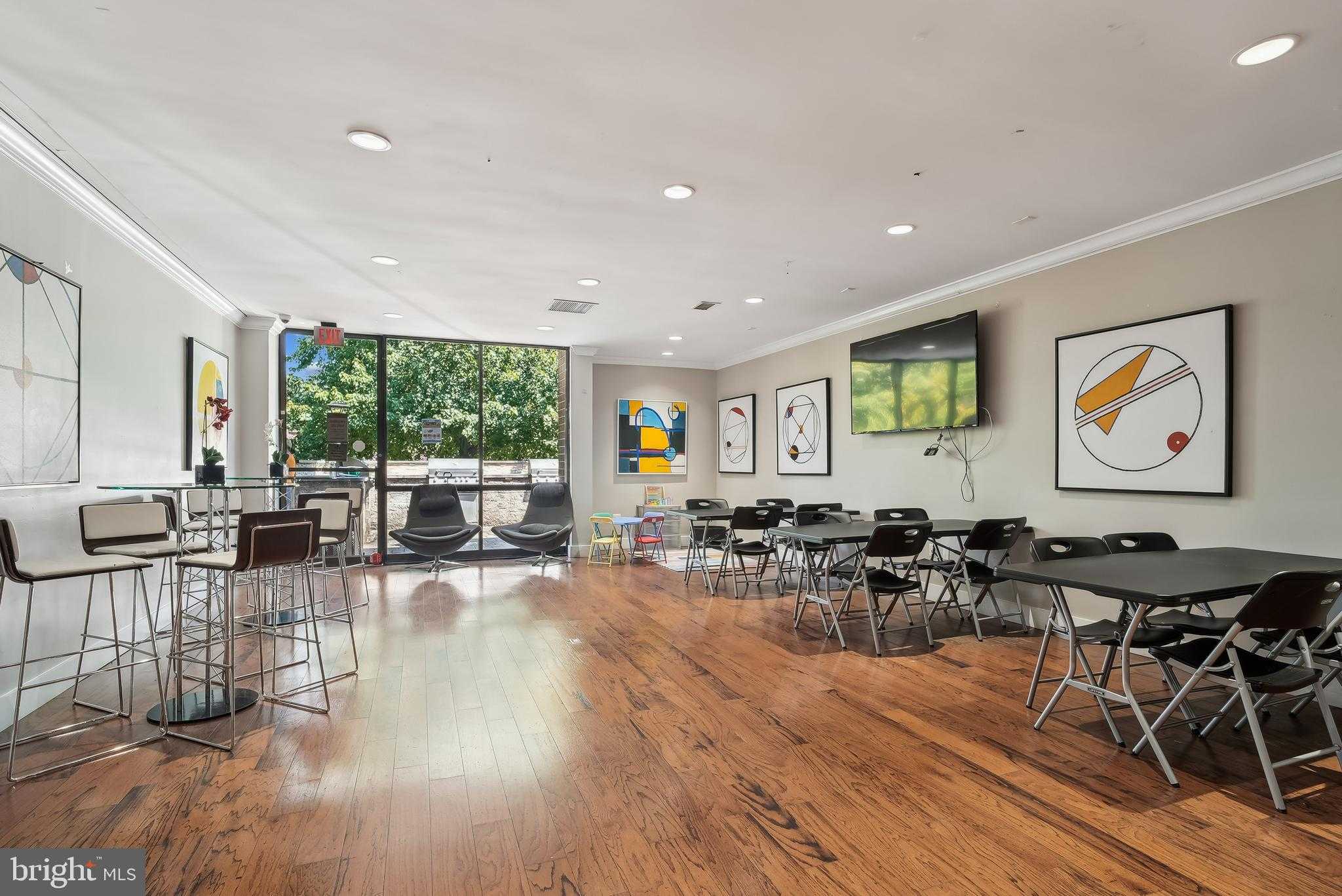 60 S Van Dorn St Apt 210 photo 35