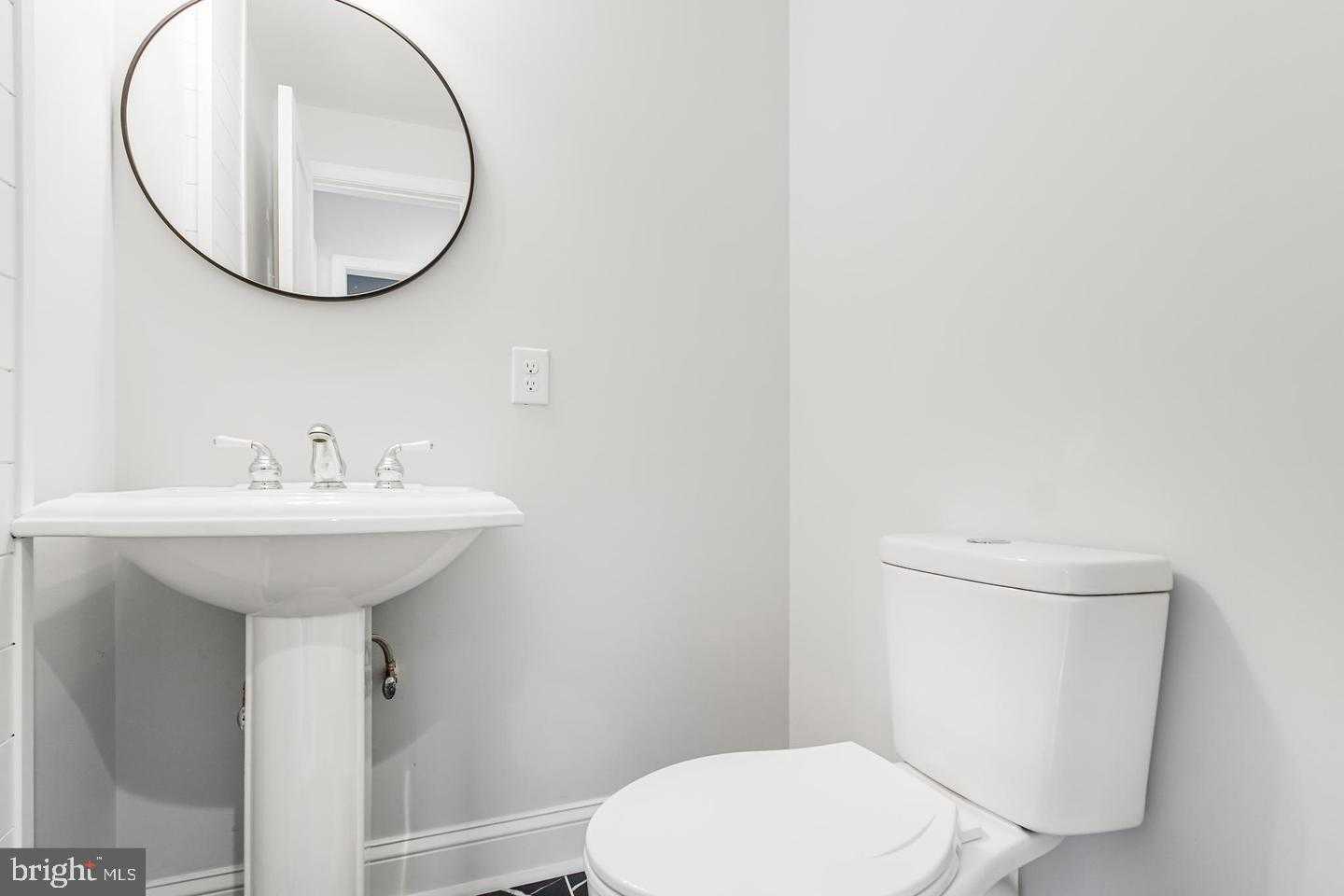 1002 Potomac Dr photo 93