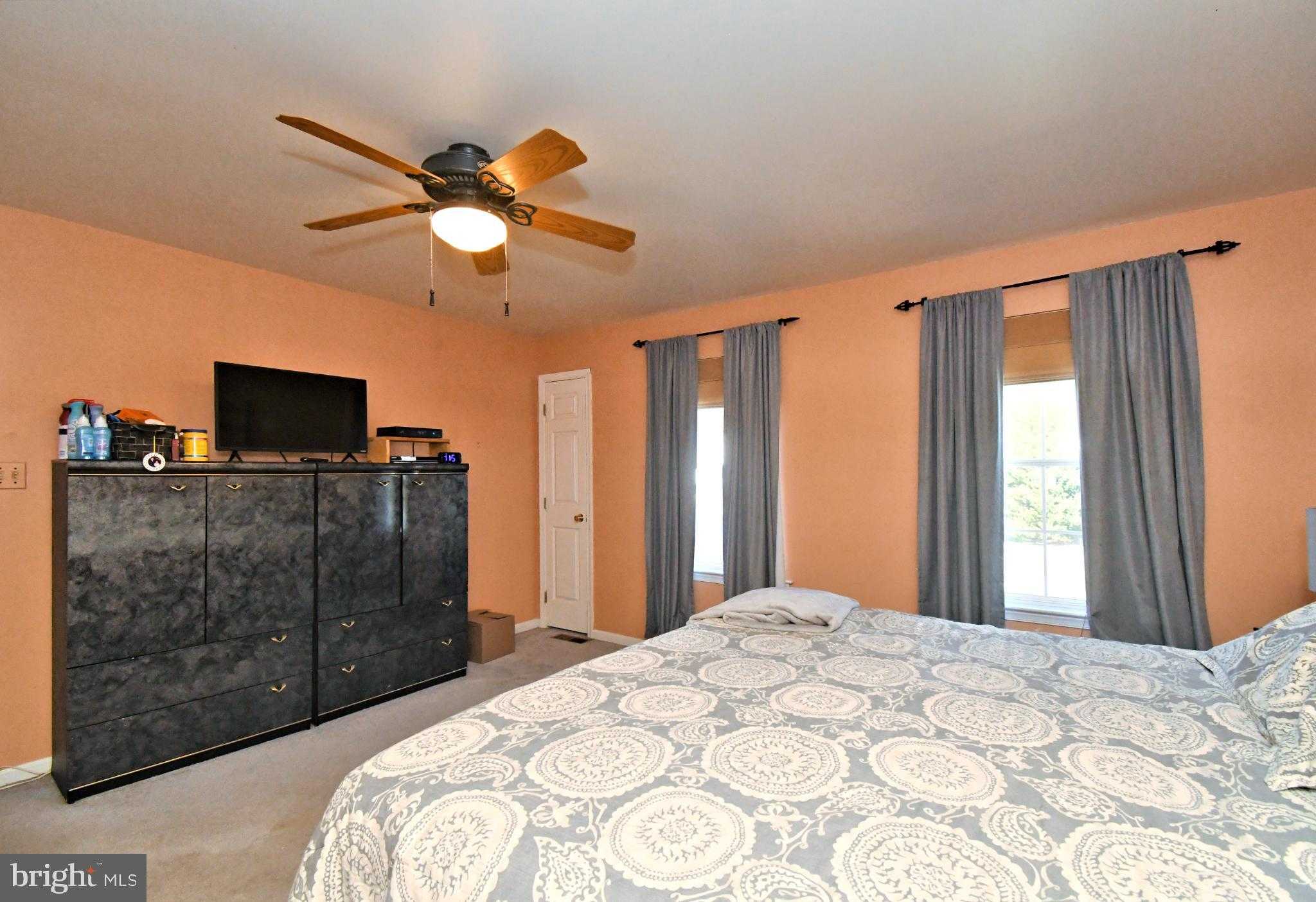 306 Kingston Dr photo 30