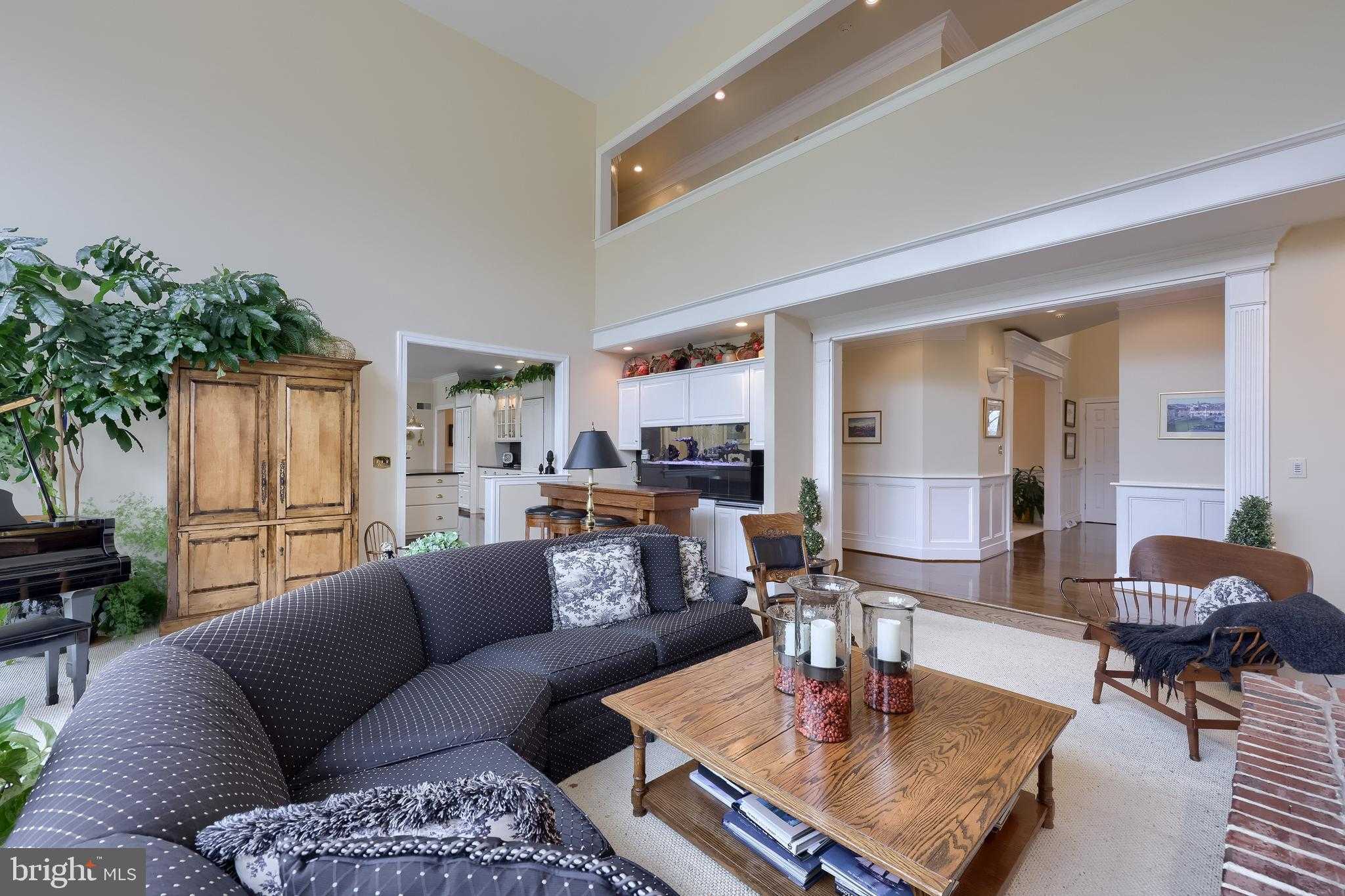 78 Oakhill Dr photo 24