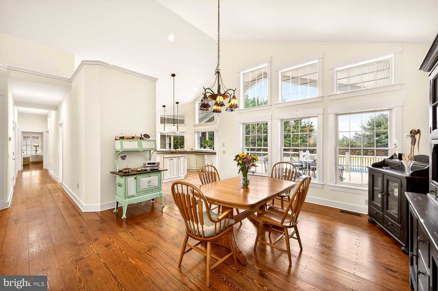 7605 Pendleton Farm Ln photo 20