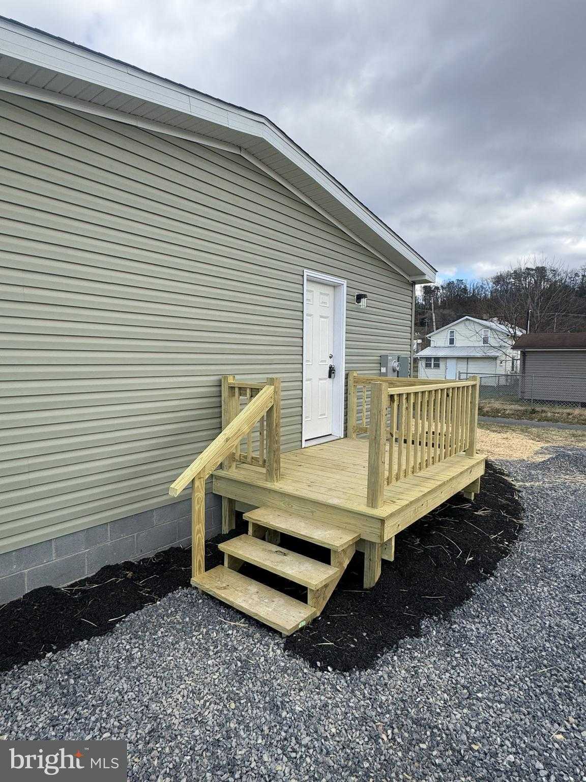 224 Chipley Ln photo 9