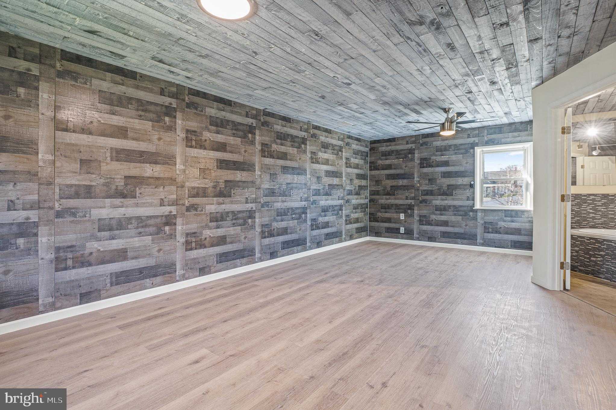 312 N Hammonds Ferry Rd photo 26