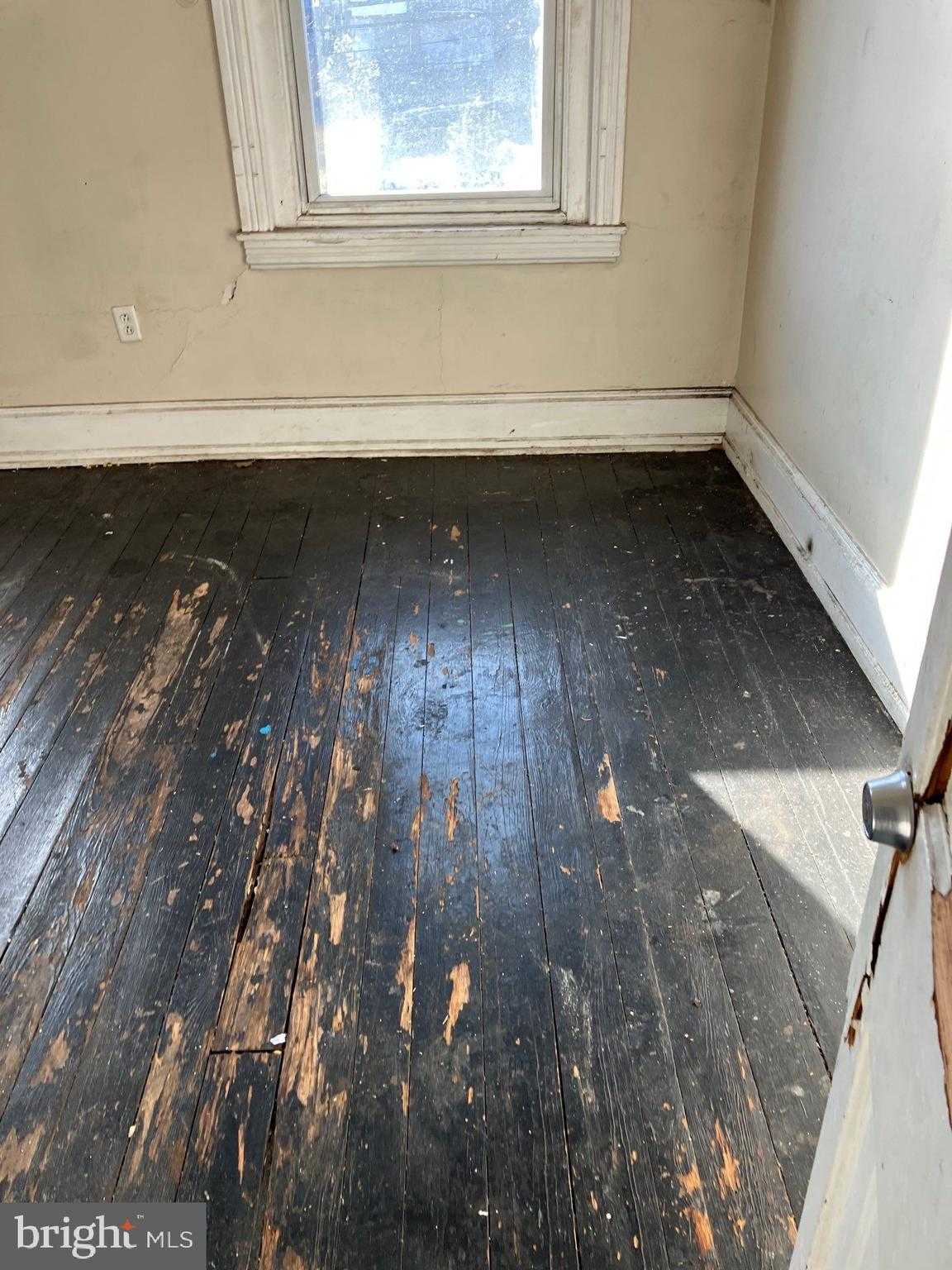 3821 Brown St photo 16