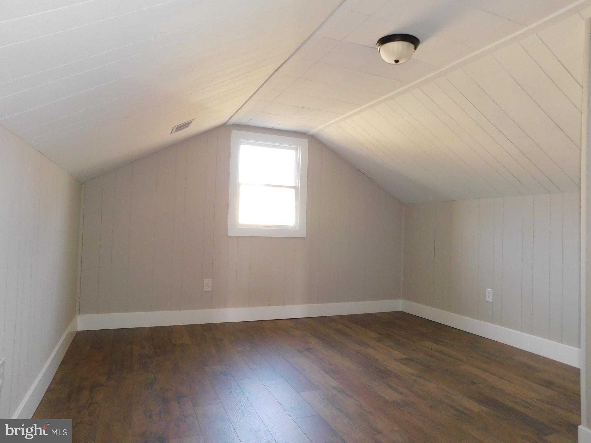 315 Cherry Lane Dr photo 17