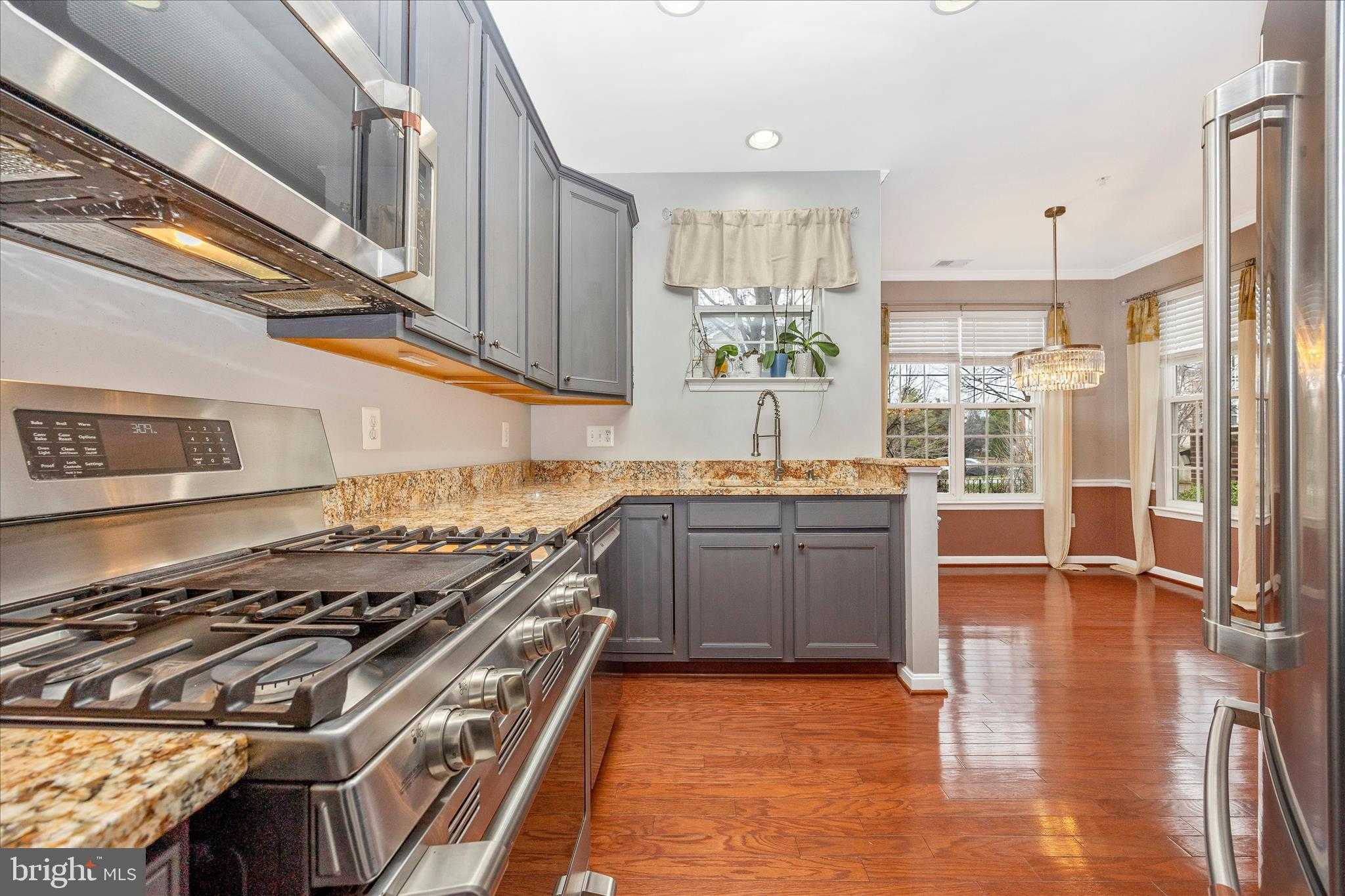 100 Featherstone Pl photo 12