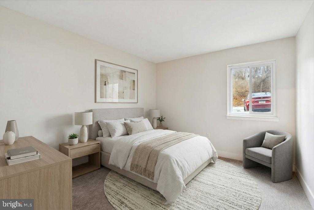 1609 Painters Xing photo 24