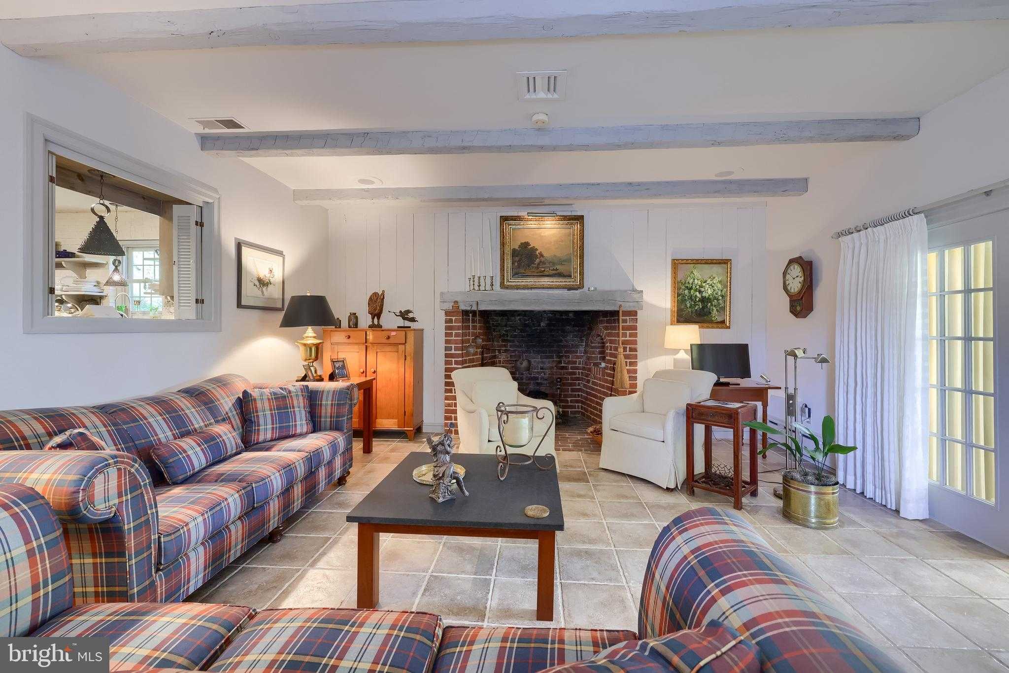 81 S Linden St photo 28